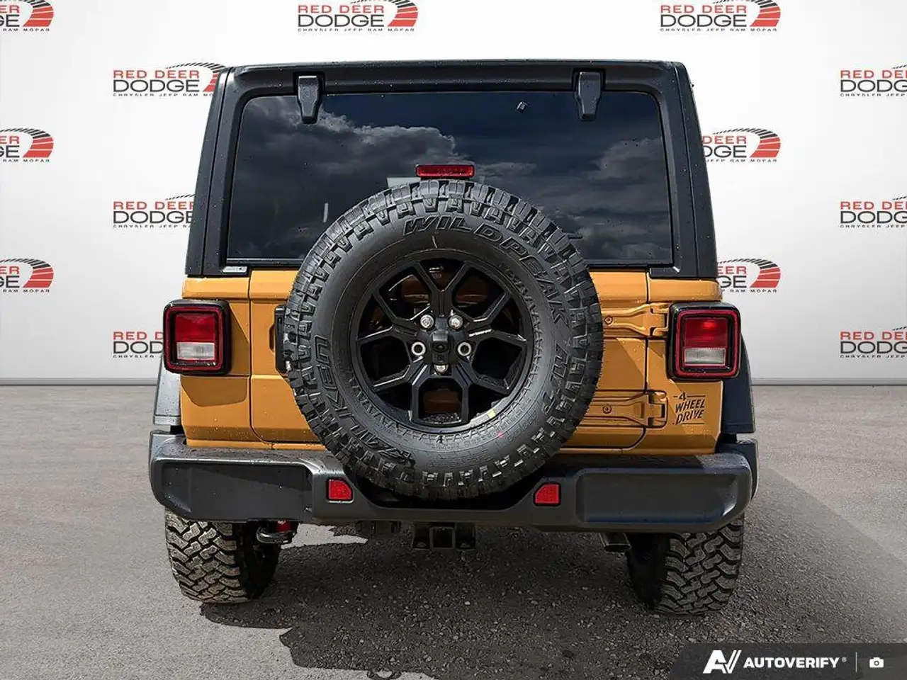 Jeep Wrangler photo Jeep Wrangler