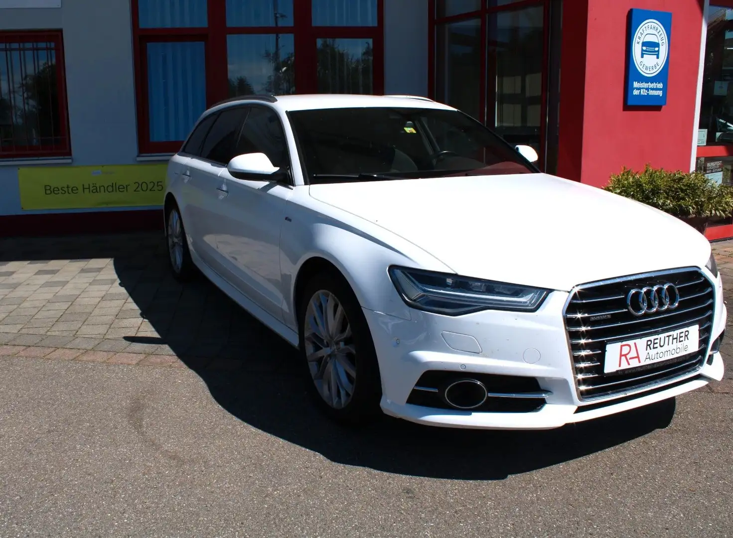 Audi A6 Avant 3.0TDI  quattro*S-LINE*AHK*19"HU NEU Weiß - 2