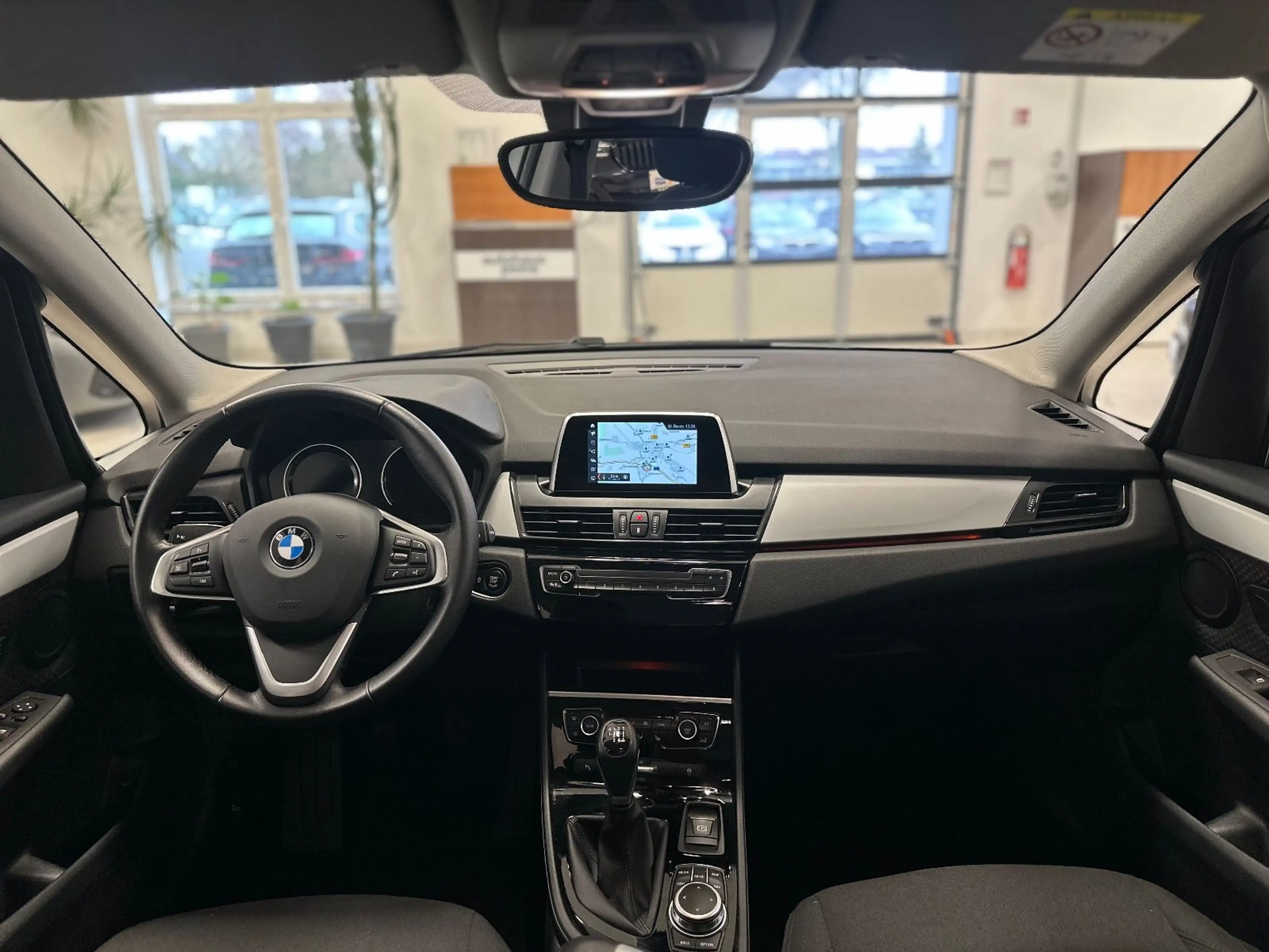 BMW 218 218i GT Advantage 7-Sitz/Navi/LED/ParkAs/ActiveG — photo 3