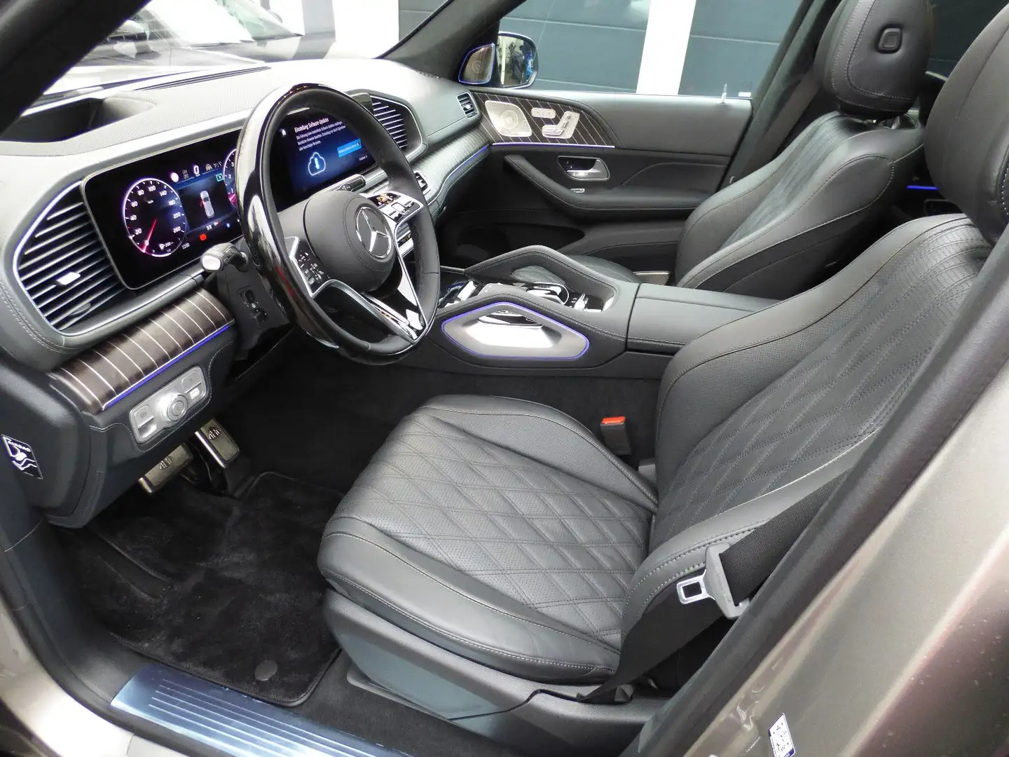 Mercedes-Benz GLS 600 Maybach*Night Series*TwoTone*E-Body*Pano Zwart - 2