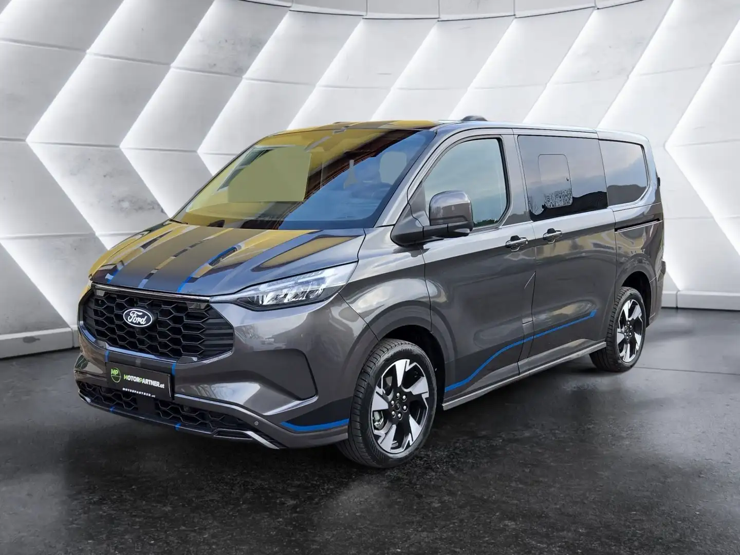 Ford Transit Custom DoKa L1 ALLRAD **SPORT** Grijs - 2