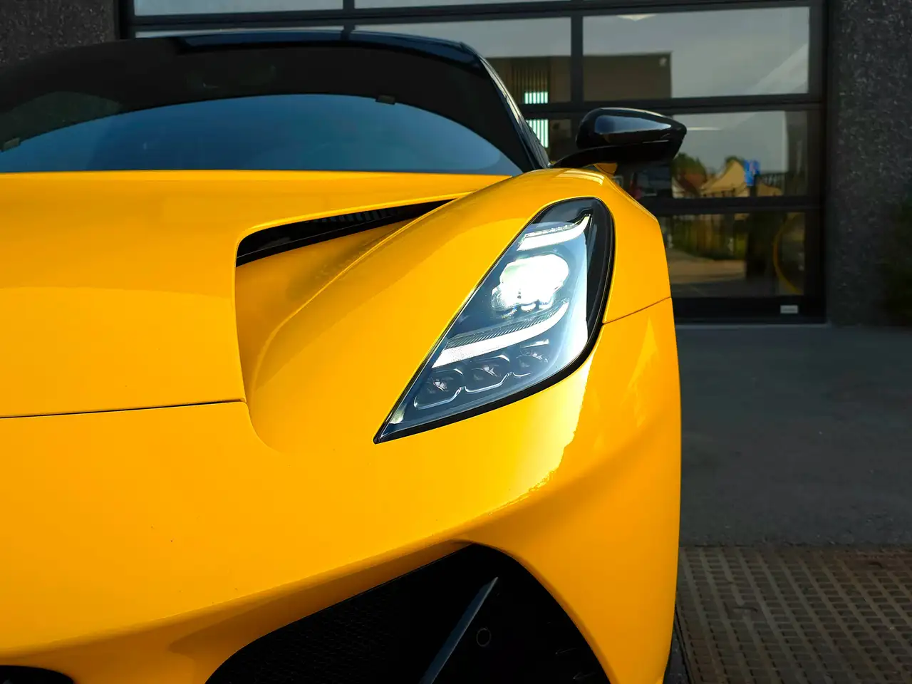 Lotus Emira 2024