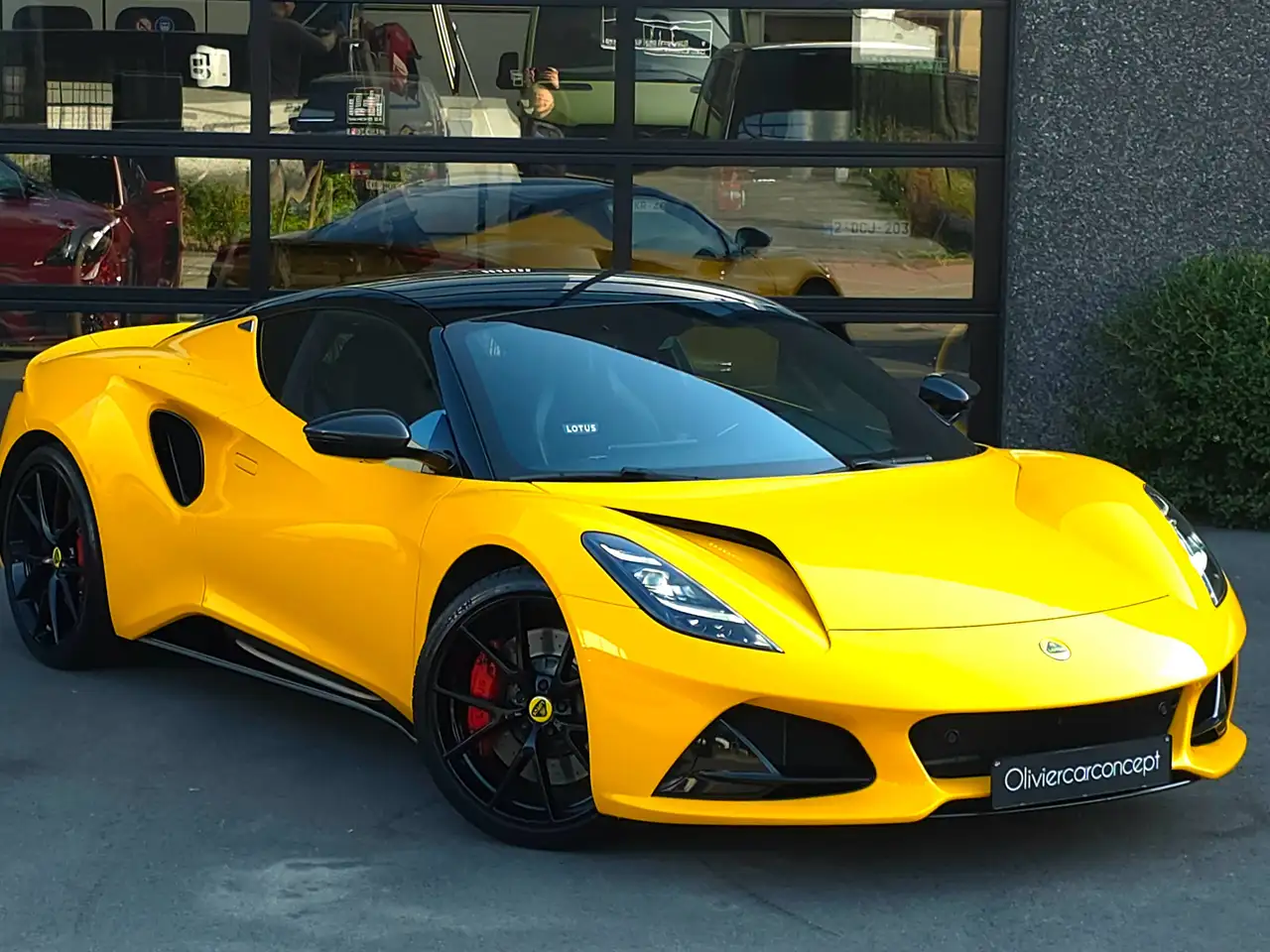 Lotus Emira 2024