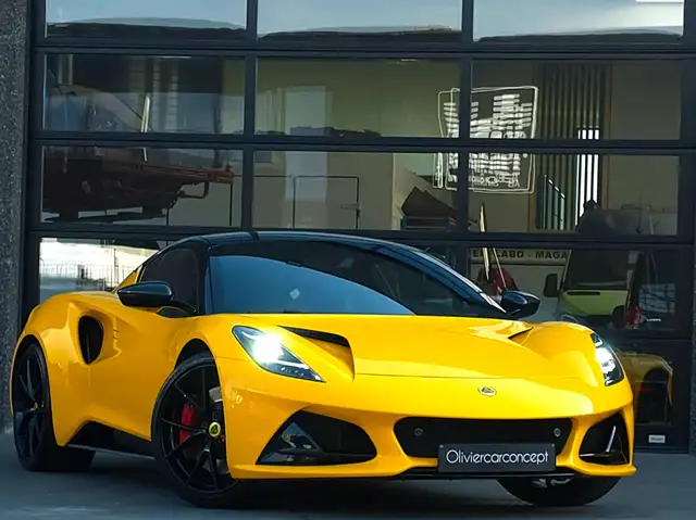 Lotus Emira 2.0 Turbo i4 First Edition ** BLACK PACK ** GARANTIE ** LAGE TAKS ** NIEUWSTAAT ** VOL OPTIES ** HISTORIEK **
