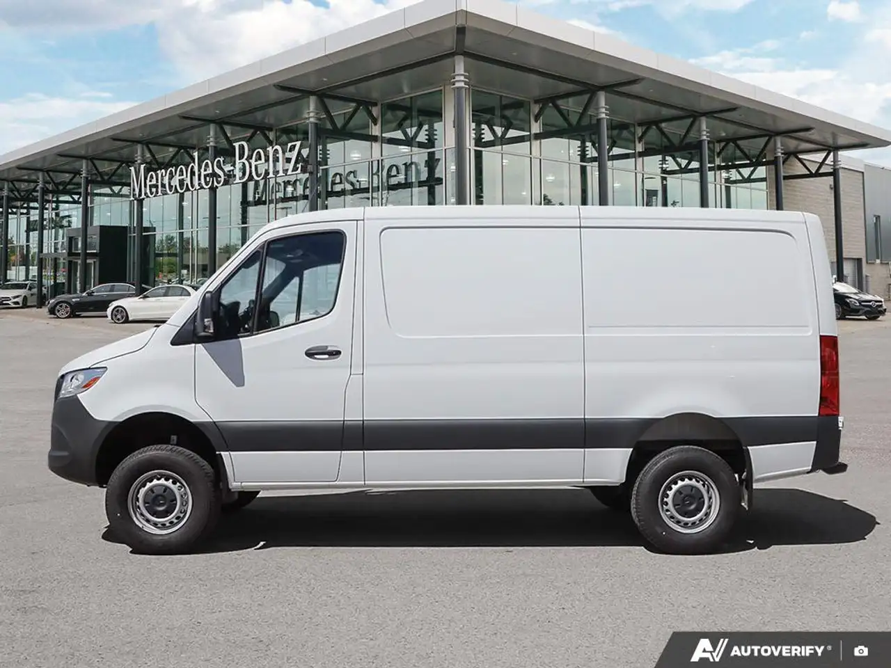 Mercedes-Benz Sprinter снимка Mercedes-Benz Sprinter