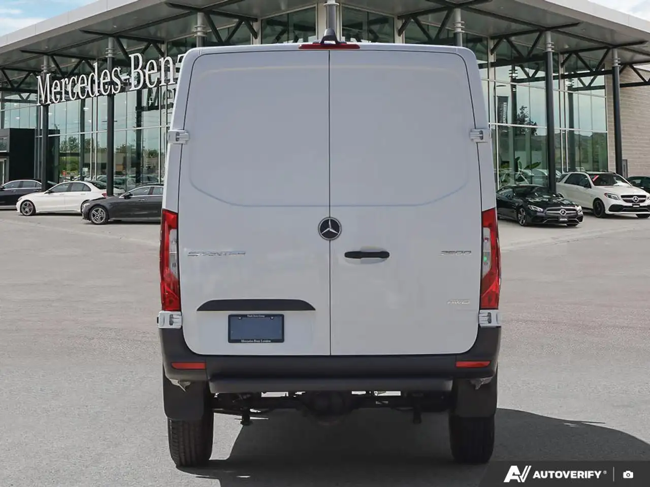 Mercedes-Benz Sprinter снимка Mercedes-Benz Sprinter