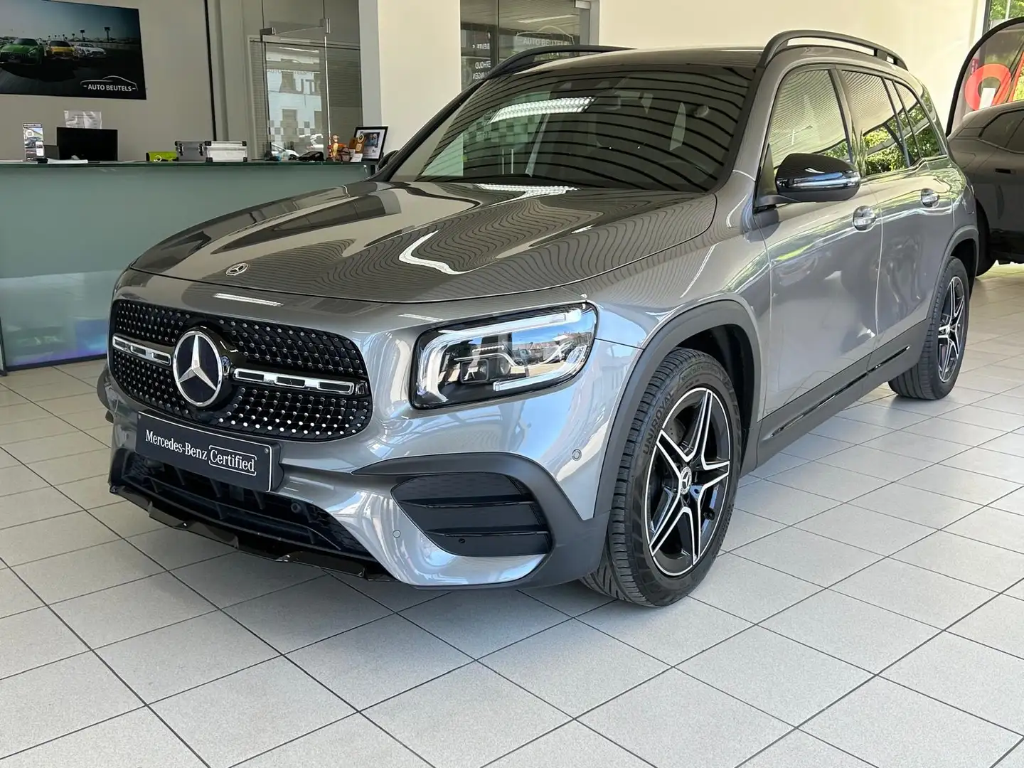 Mercedes-Benz GLB 180 d 8G-DCT AMG Line - 1