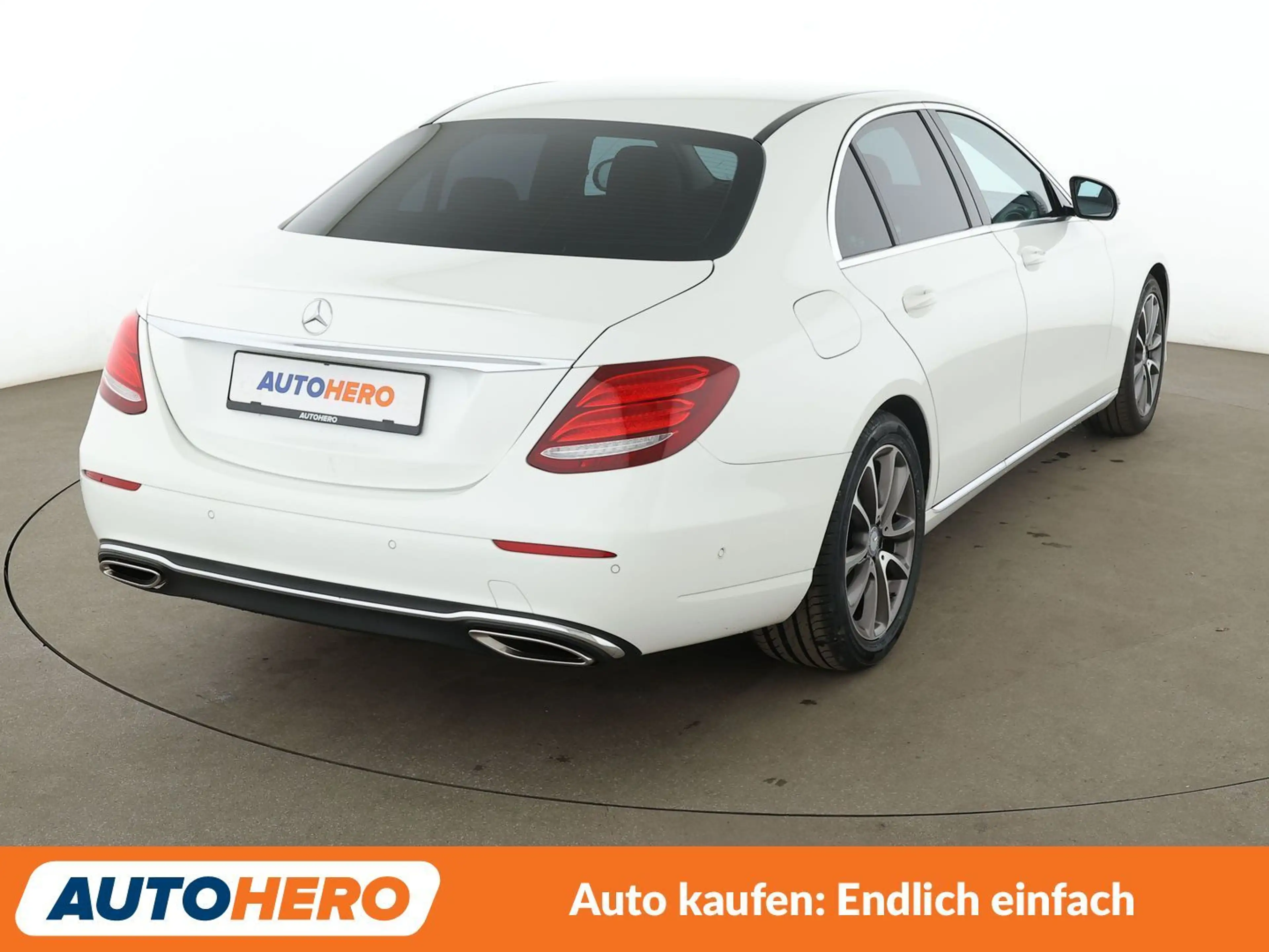 Mercedes-Benz E 250 Avantgarde Aut.*LED*NAVI*ACC*CAM*PDC*SHZ*KLIMA* — photo 6