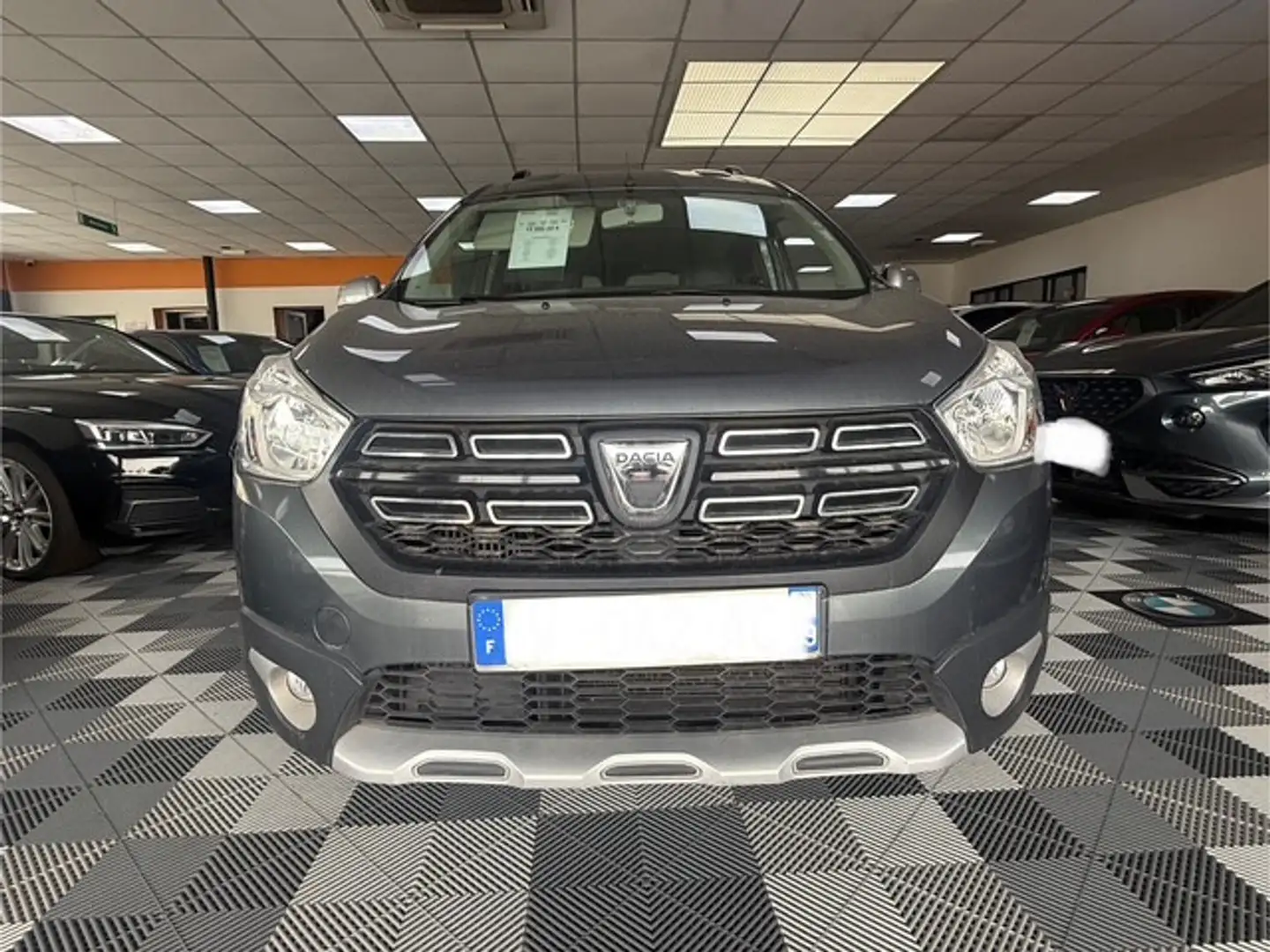 Dacia Dokker STEPWAY Gris - 1