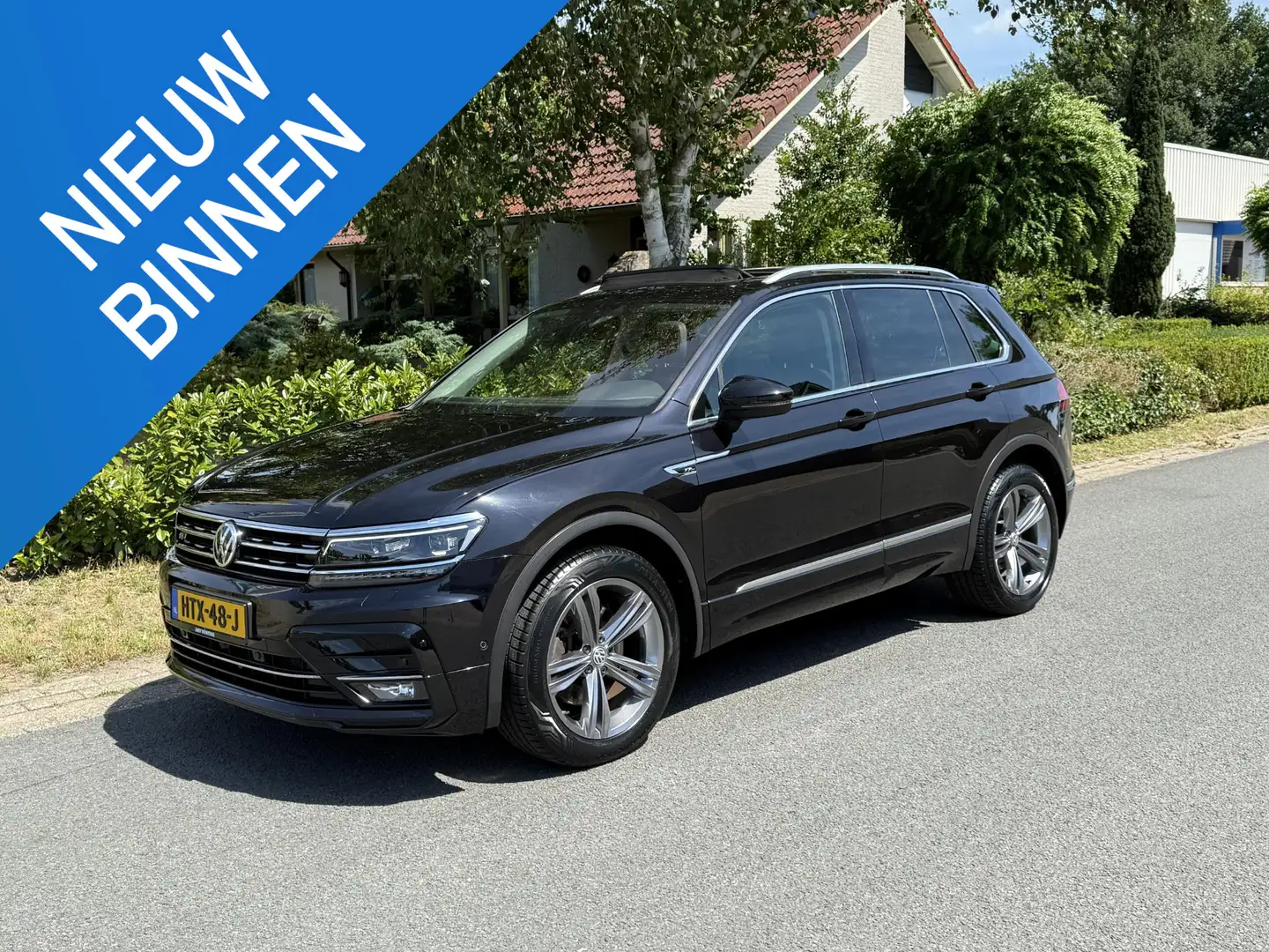 Volkswagen Tiguan 2.0 TSI 4Motion 220PK DSG R-Line•Pano•Trekhaak Zwart - 1