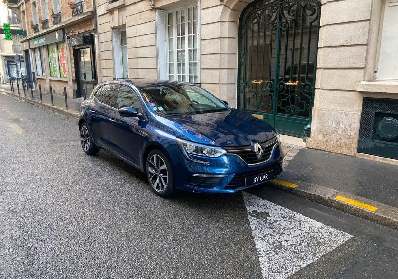 Renault Megane iv (2) 1.0 tce 115 fap sl limited 21b