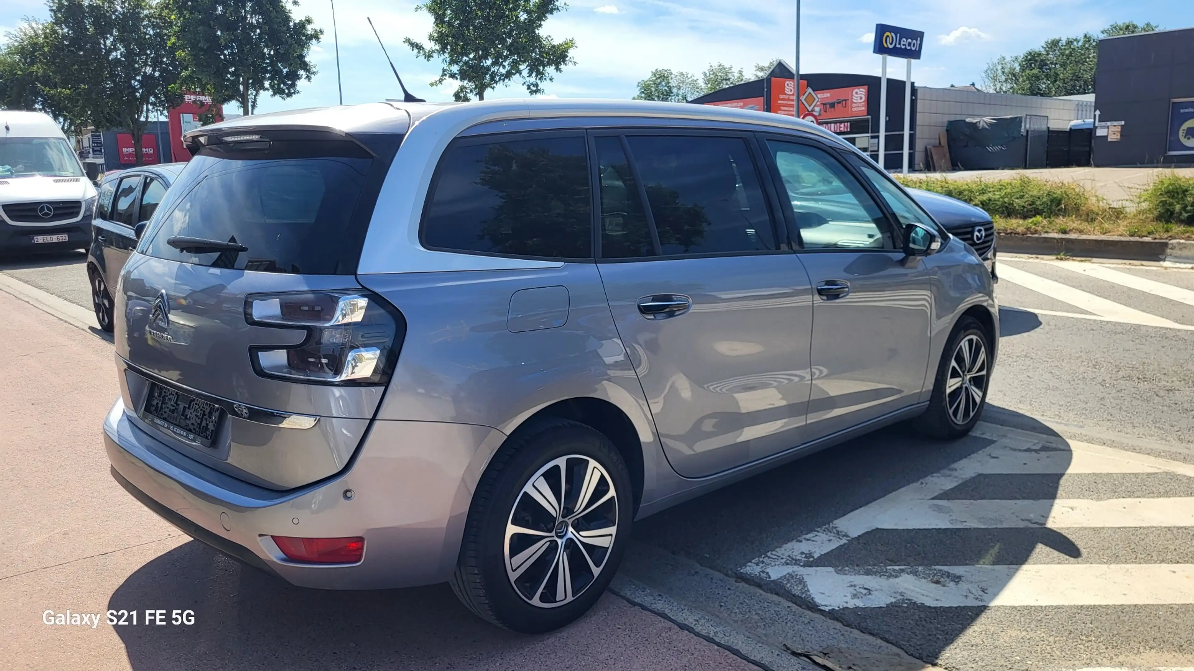 Citroen Grand C4 Picasso — photo 13