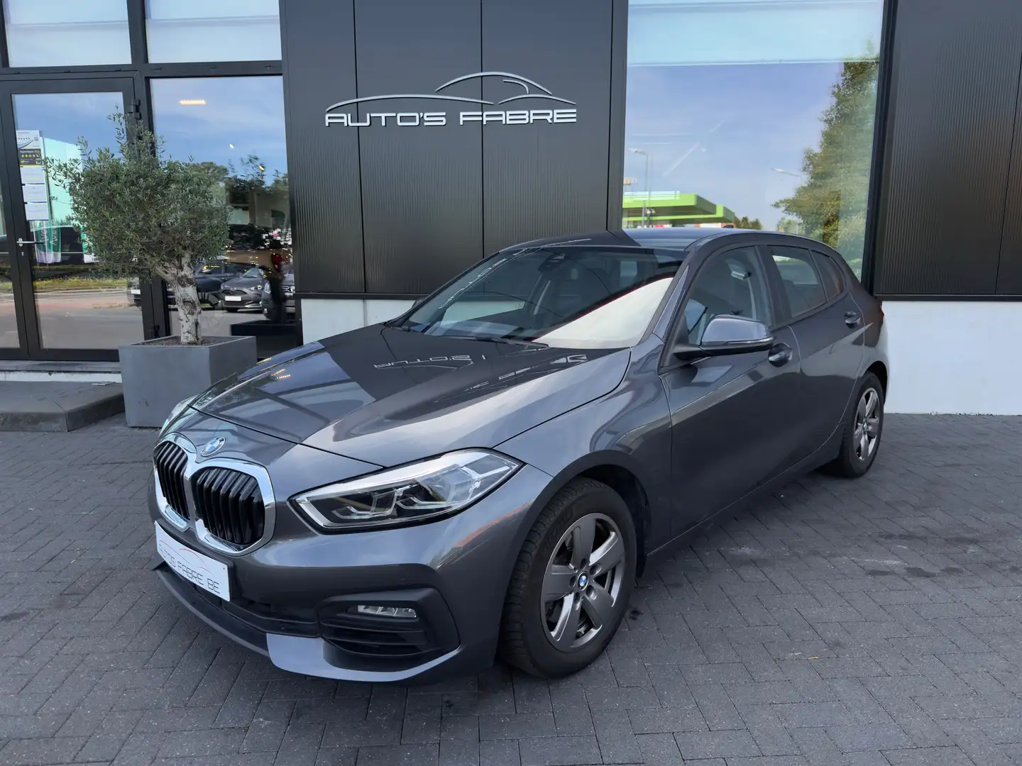 BMW 118 i Sport pack - 1