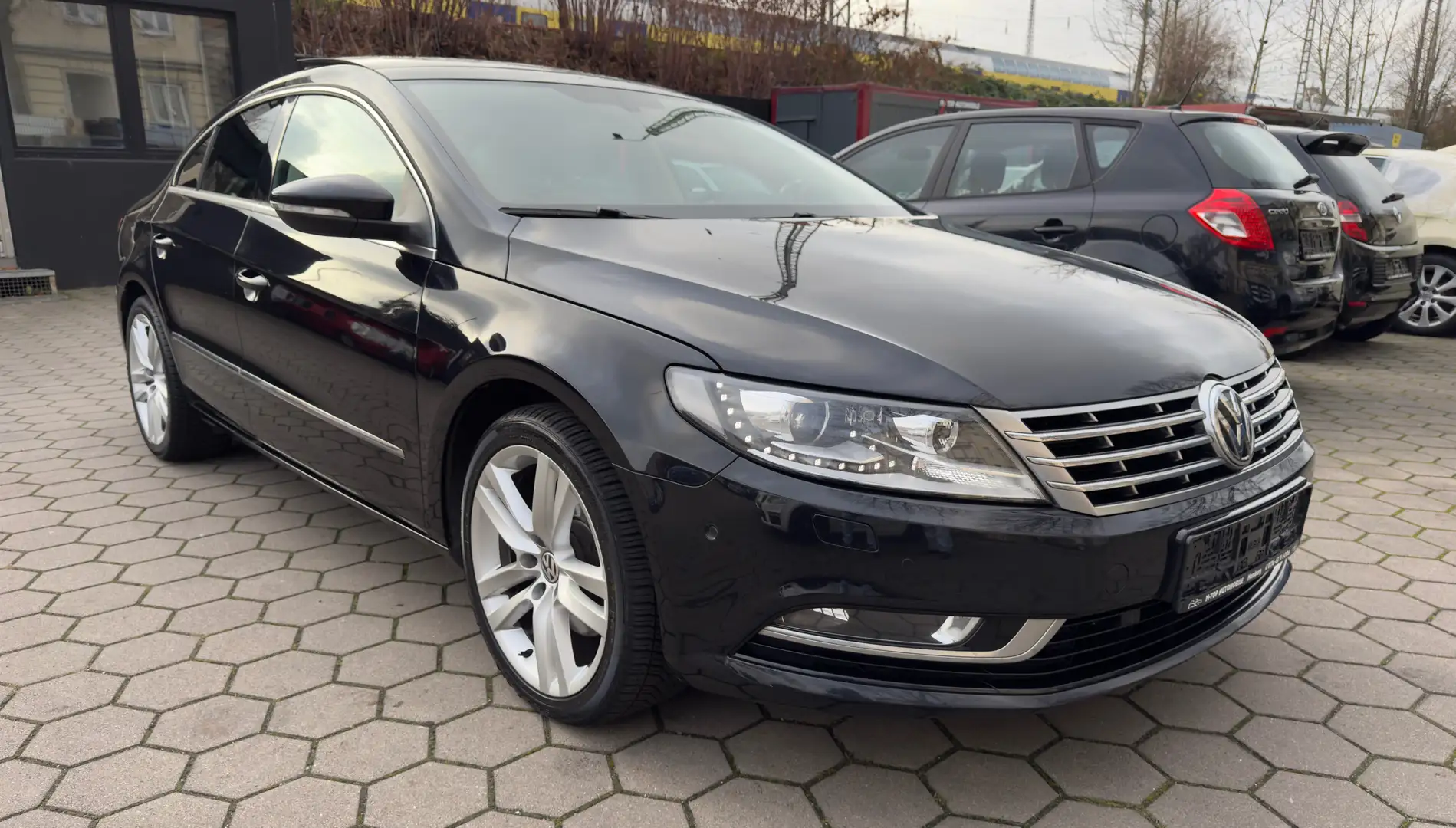Volkswagen CC Basis Schwarz - 1