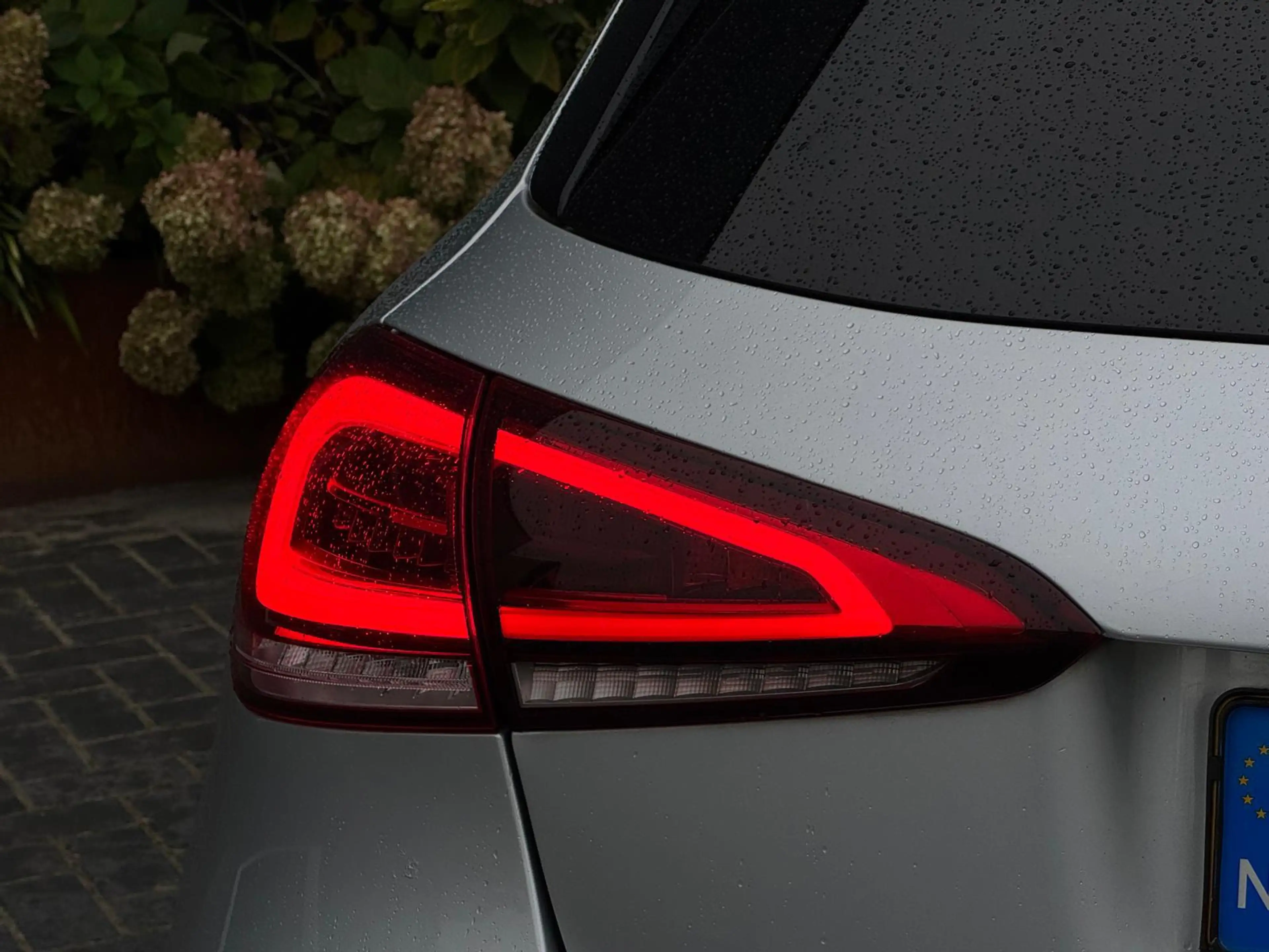 Mercedes-Benz A 180 d Business Solution AMG BTW/BPM PANO|LEDER|CR CONT — photo 8
