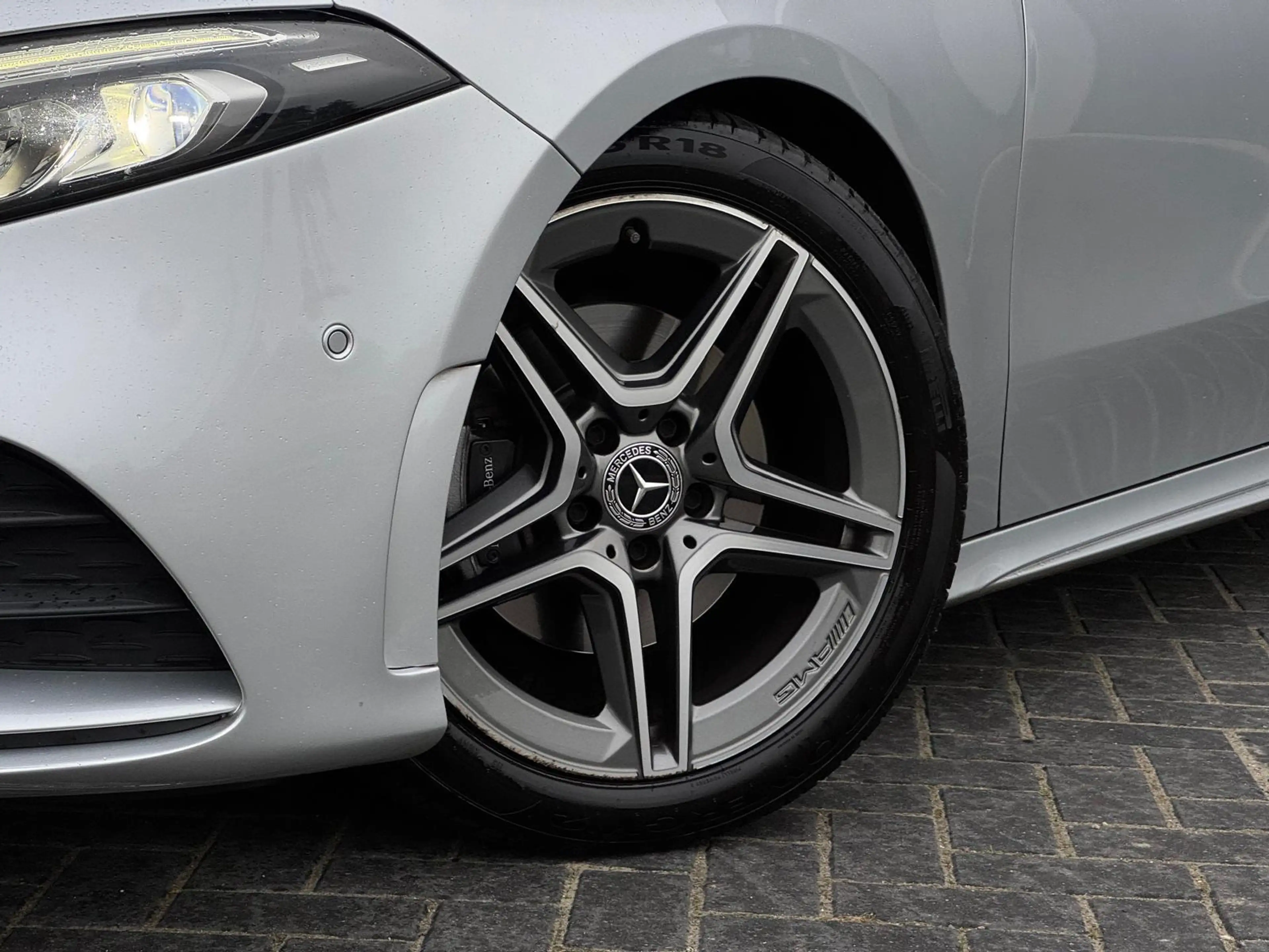 Mercedes-Benz A 180 d Business Solution AMG BTW/BPM PANO|LEDER|CR CONT — photo 6