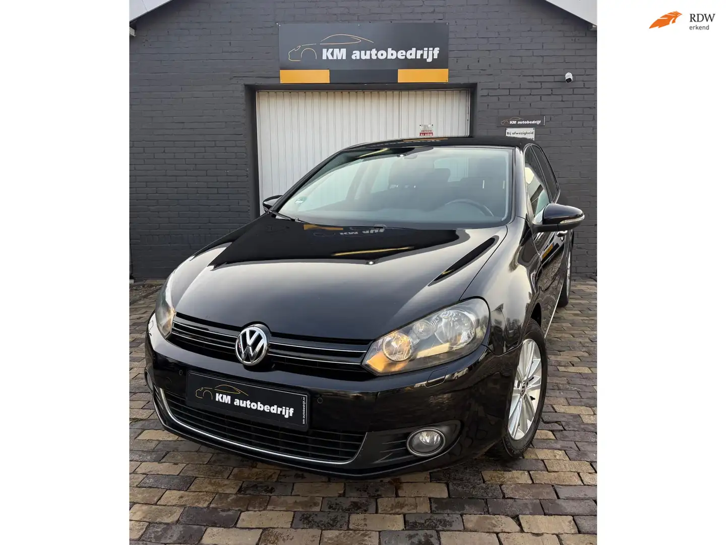 Volkswagen Golf 1.2 TSI *Cruise*Clima*PDC*Nap*Apk* Schwarz - 1