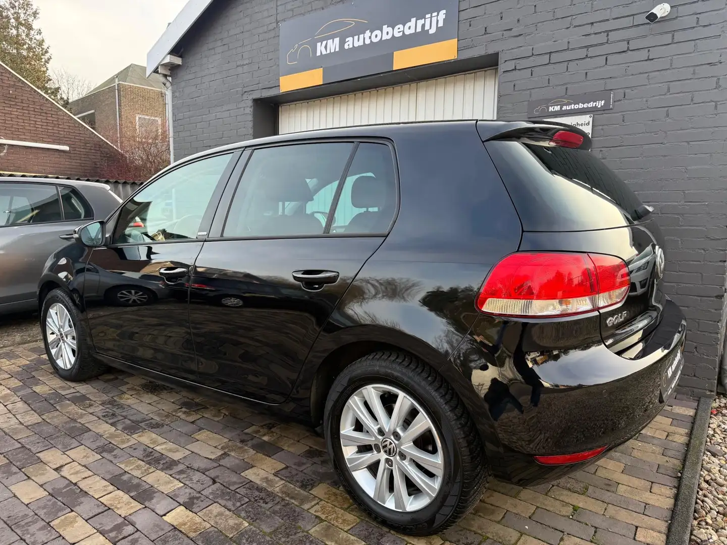 Volkswagen Golf 1.2 TSI *Cruise*Clima*PDC*Nap*Apk* Schwarz - 2