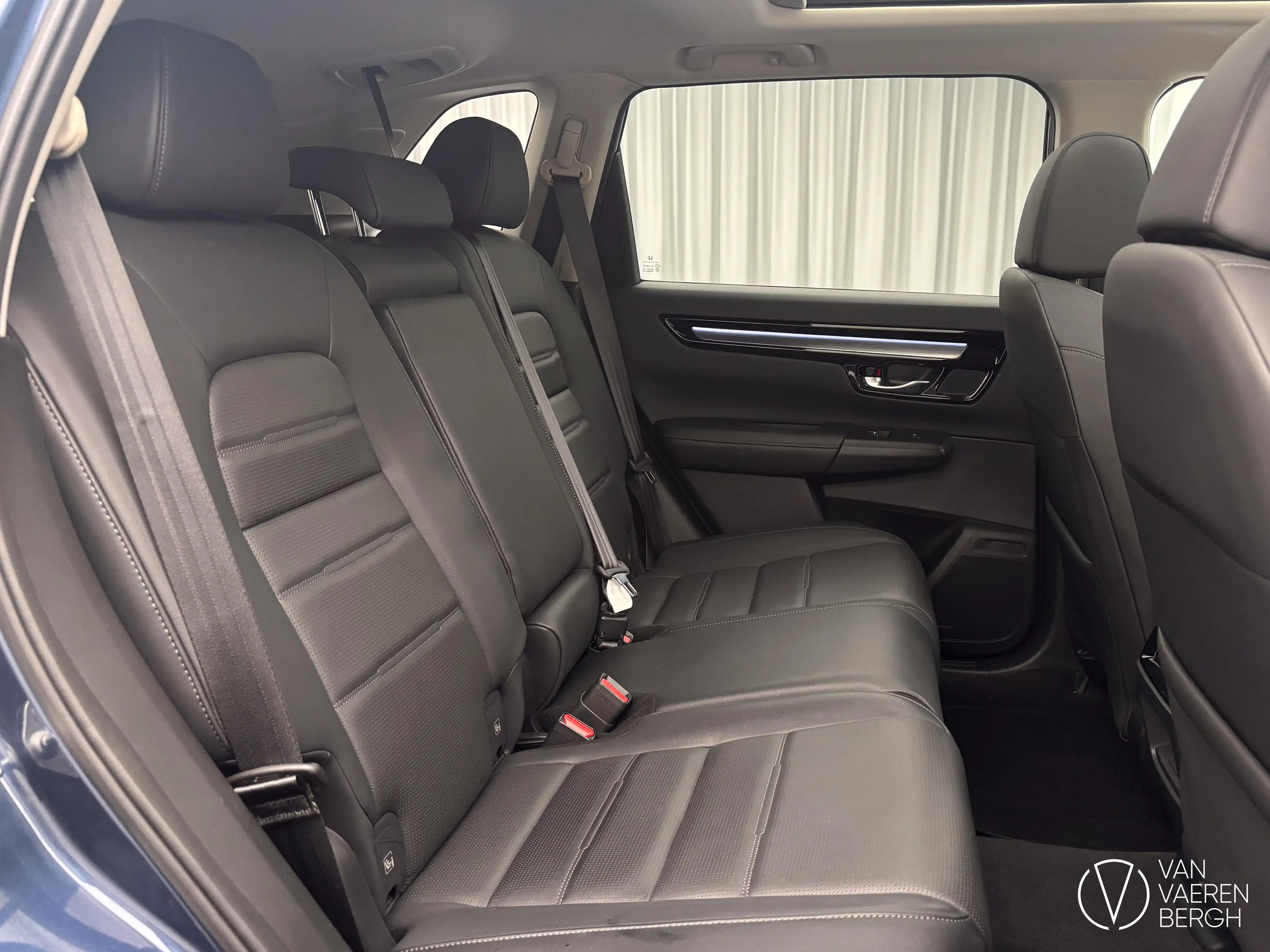 Honda CR-V AWD e-HEV / ADVANCE / HYBRID — photo 5