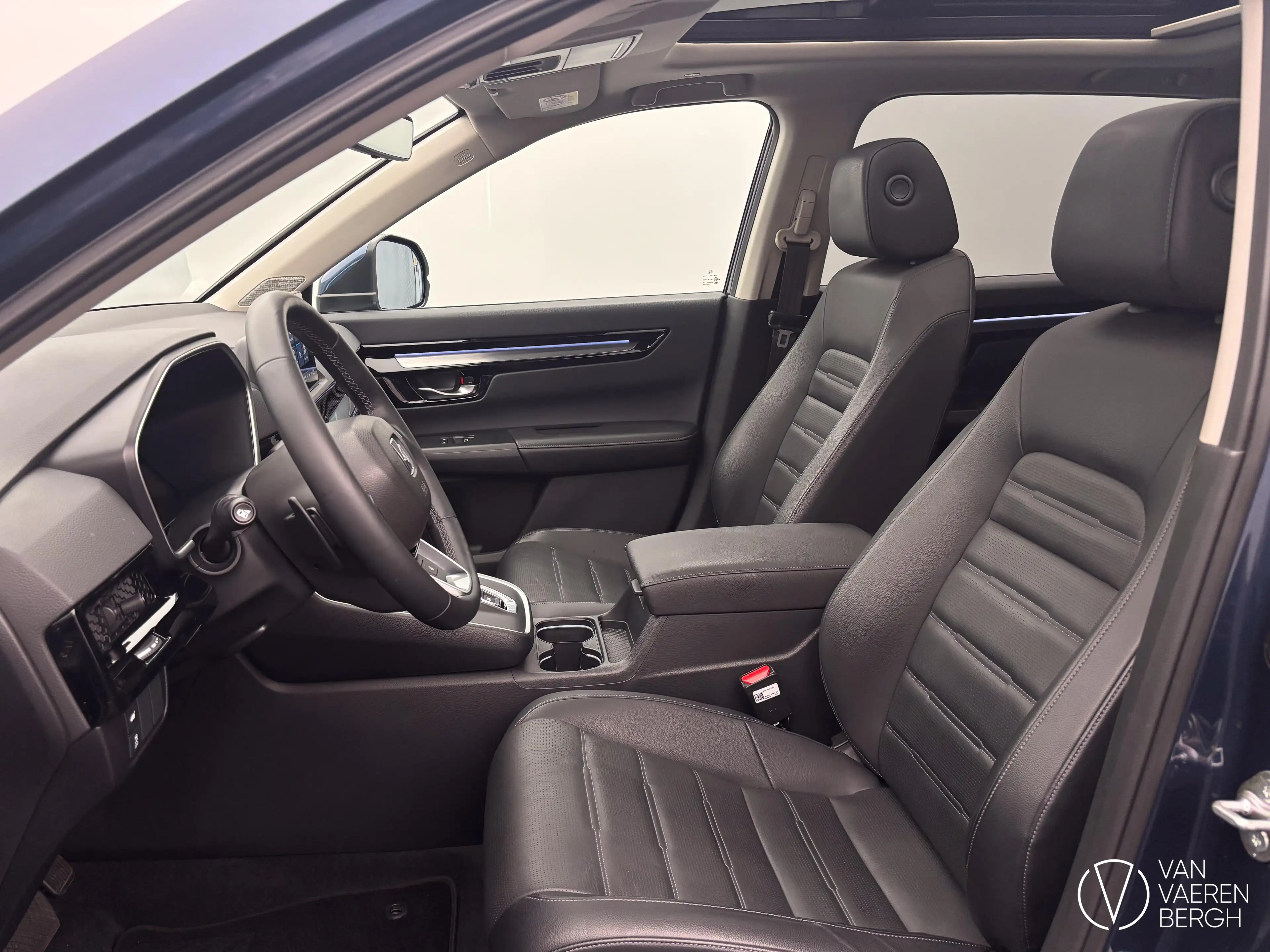 Honda CR-V AWD e-HEV / ADVANCE / HYBRID — photo 10