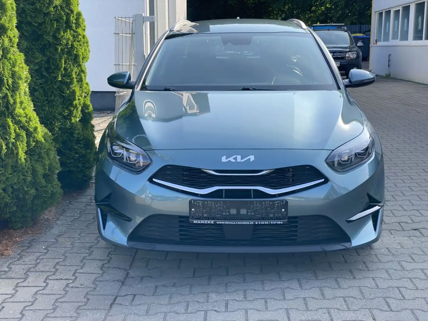 Kia Ceed / cee'd SW 1.5 T-GDI DCT7 OPF Spirit / Allwetter / Garant Grau - 2
