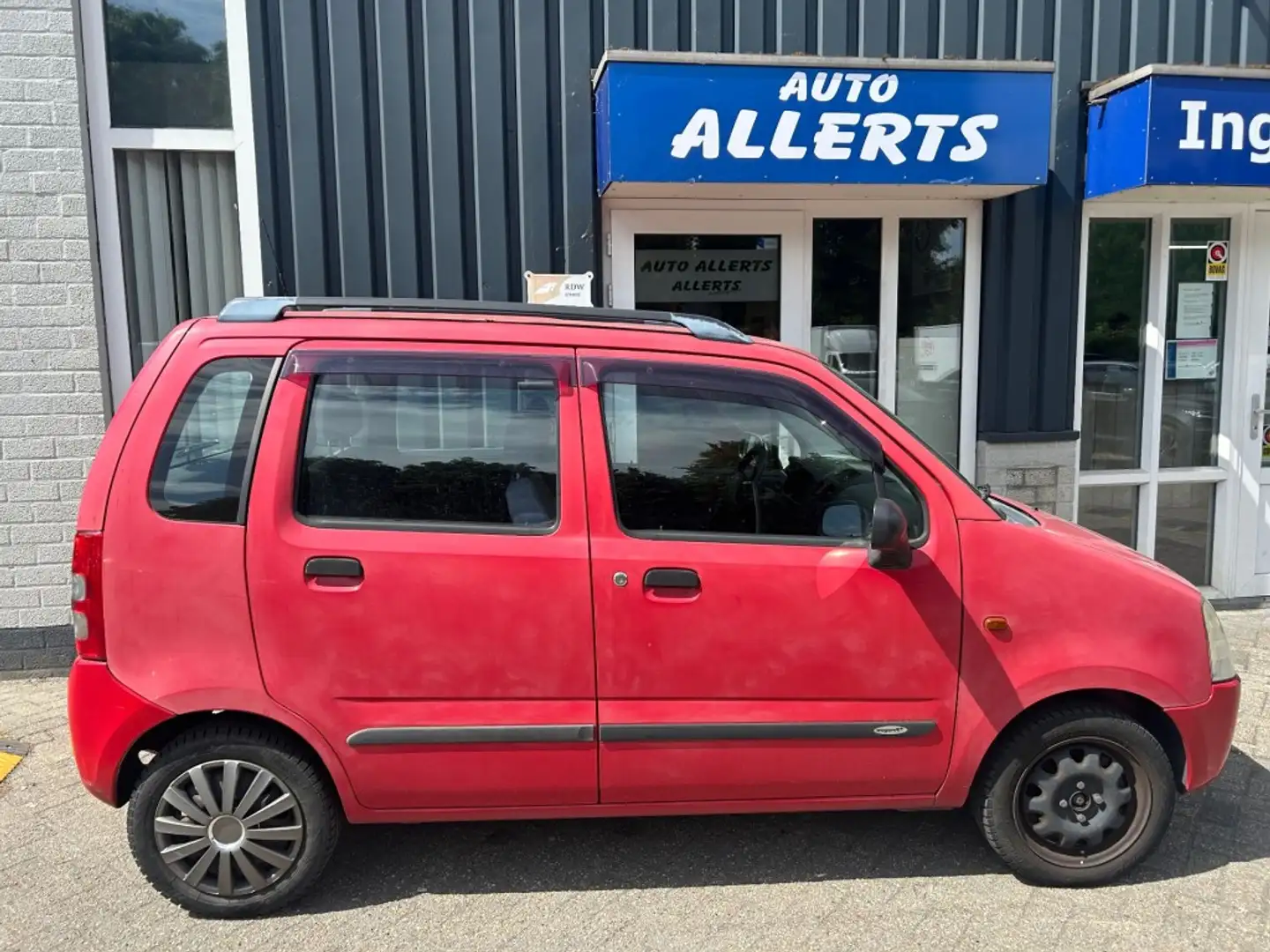 Suzuki Wagon R+ 1.0 GA BASIC Red - 1