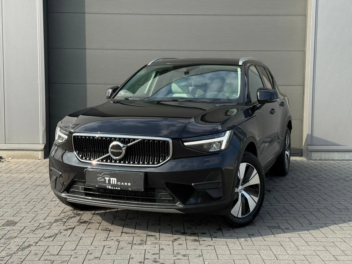 Volvo XC40 automaat/verwarmd stuur/camera Schwarz - 1