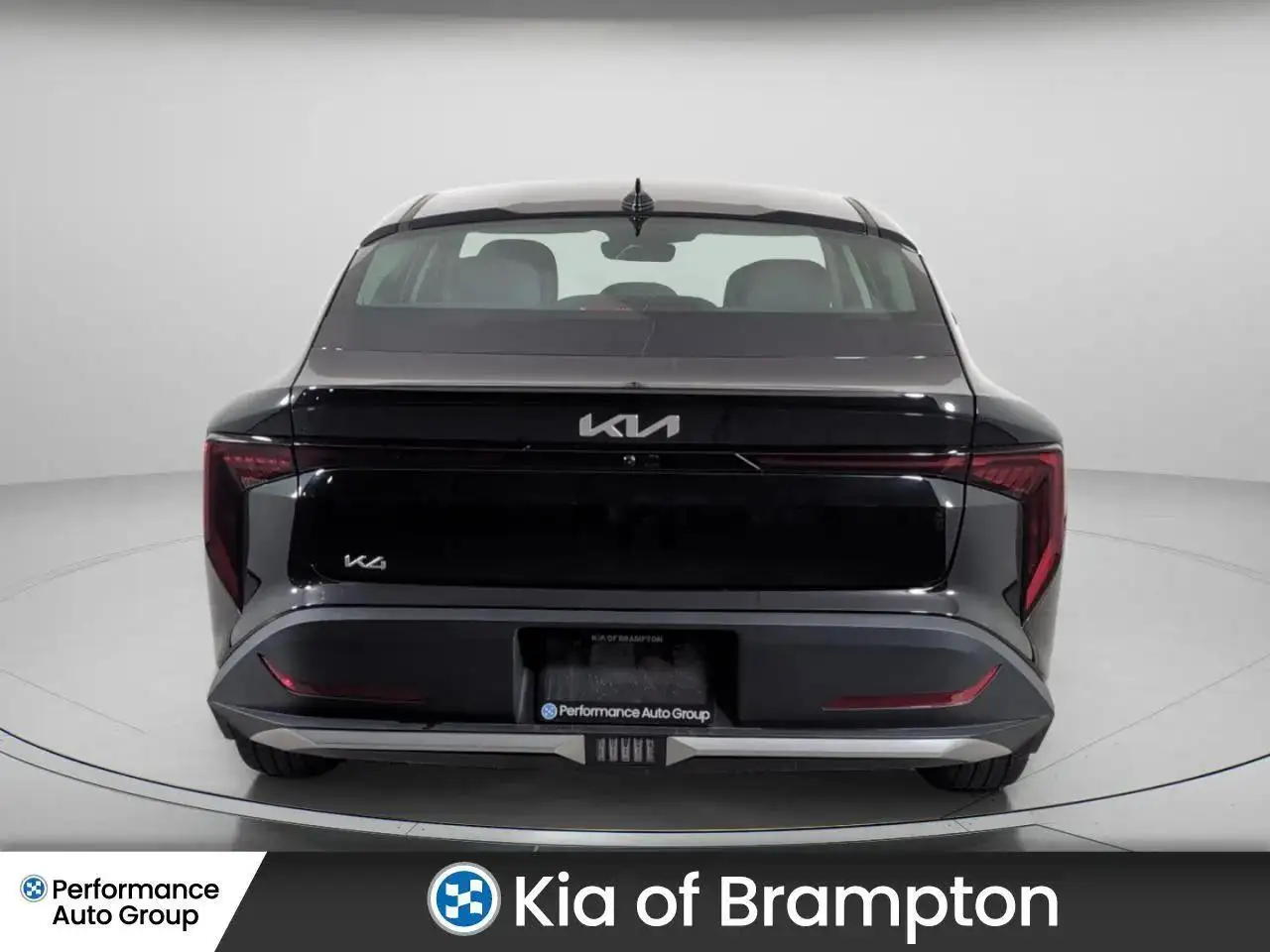 Kia K4 снимка Kia K4