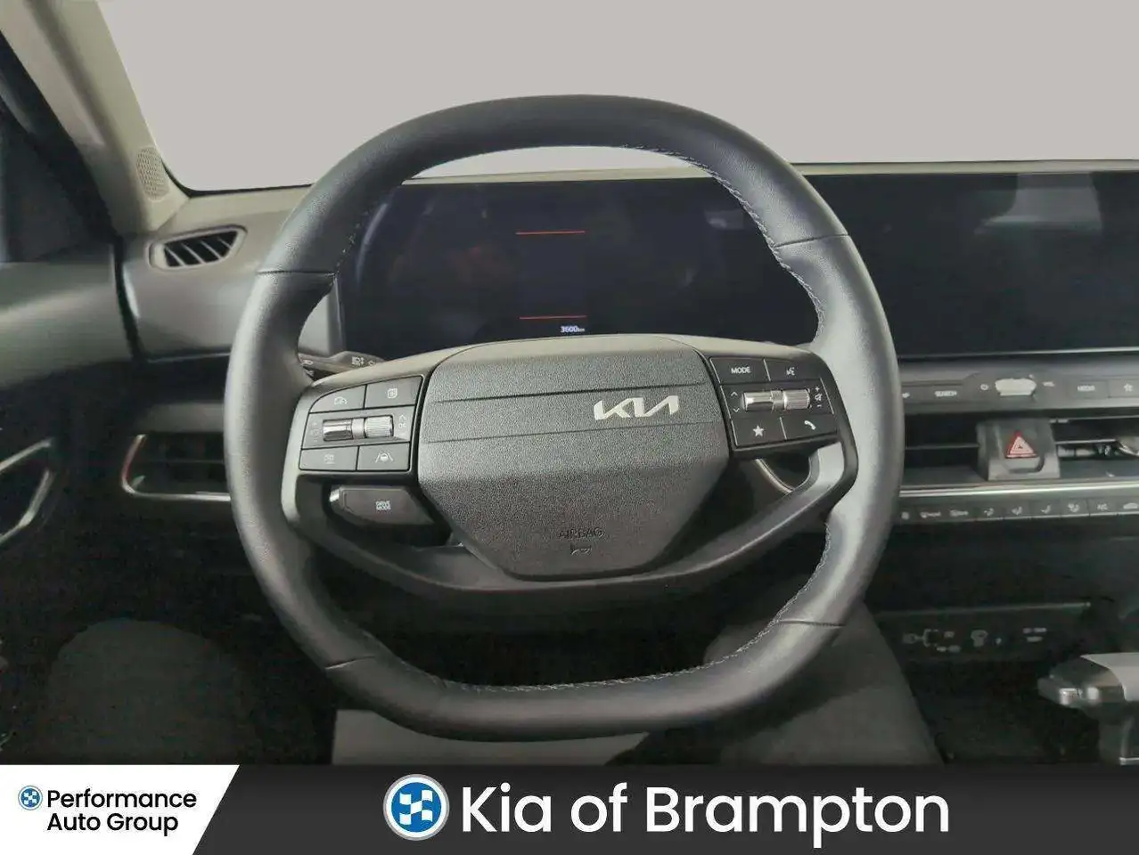 Kia K4 снимка Kia K4