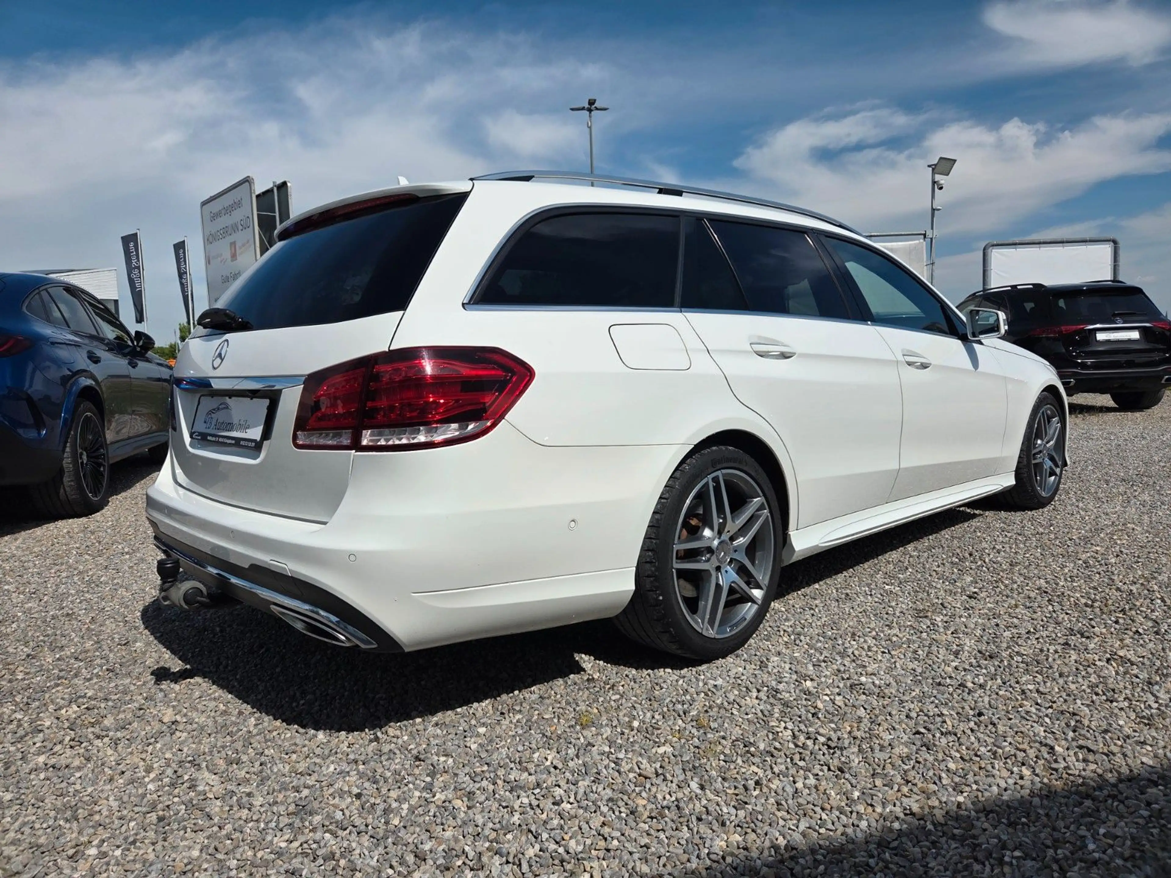 Mercedes-Benz E 300 T AMG LINE AHK*Pano*ACC*LED*LEDER*uvm — photo 7