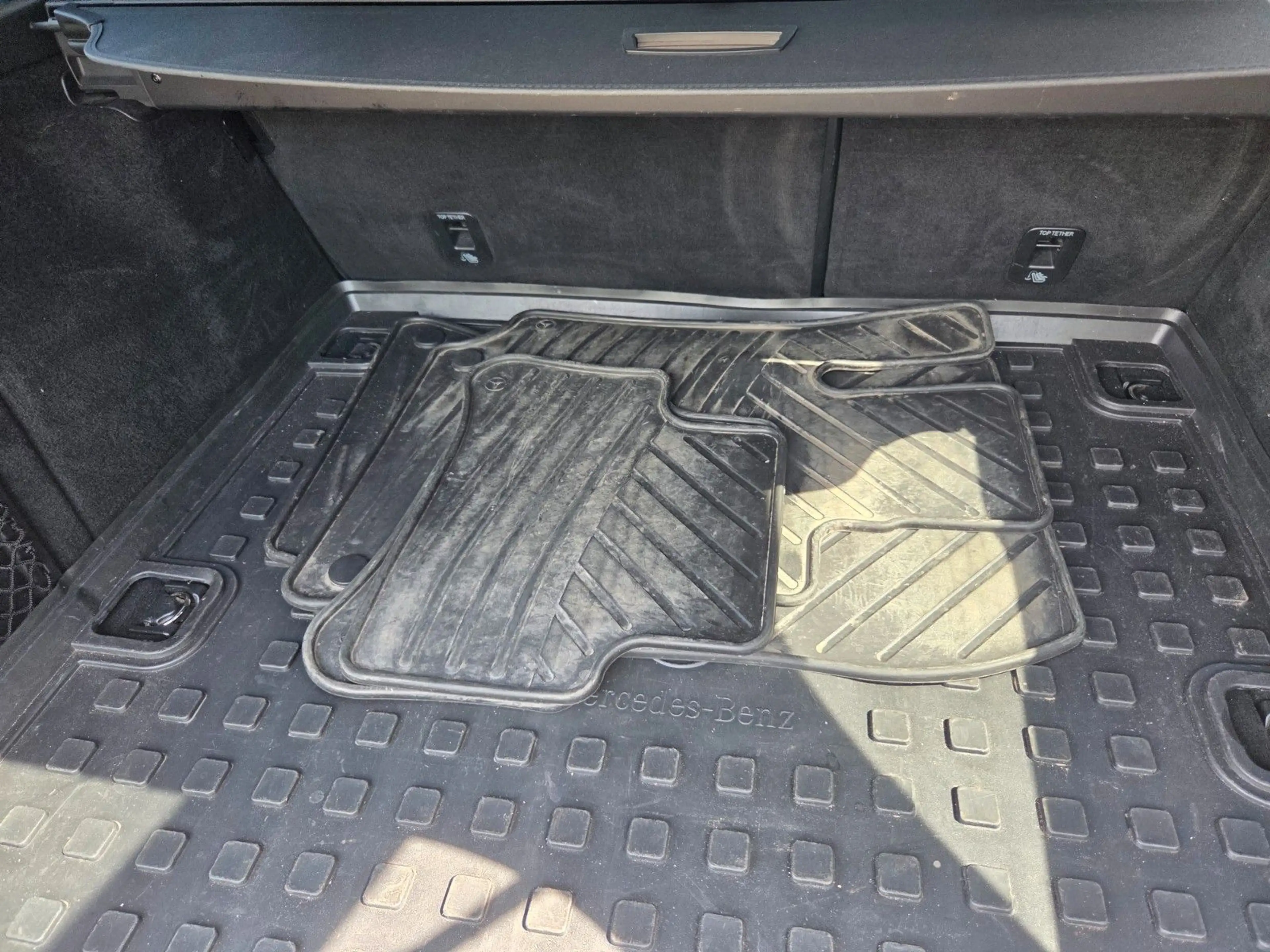Mercedes-Benz E 300 T AMG LINE AHK*Pano*ACC*LED*LEDER*uvm — photo 34