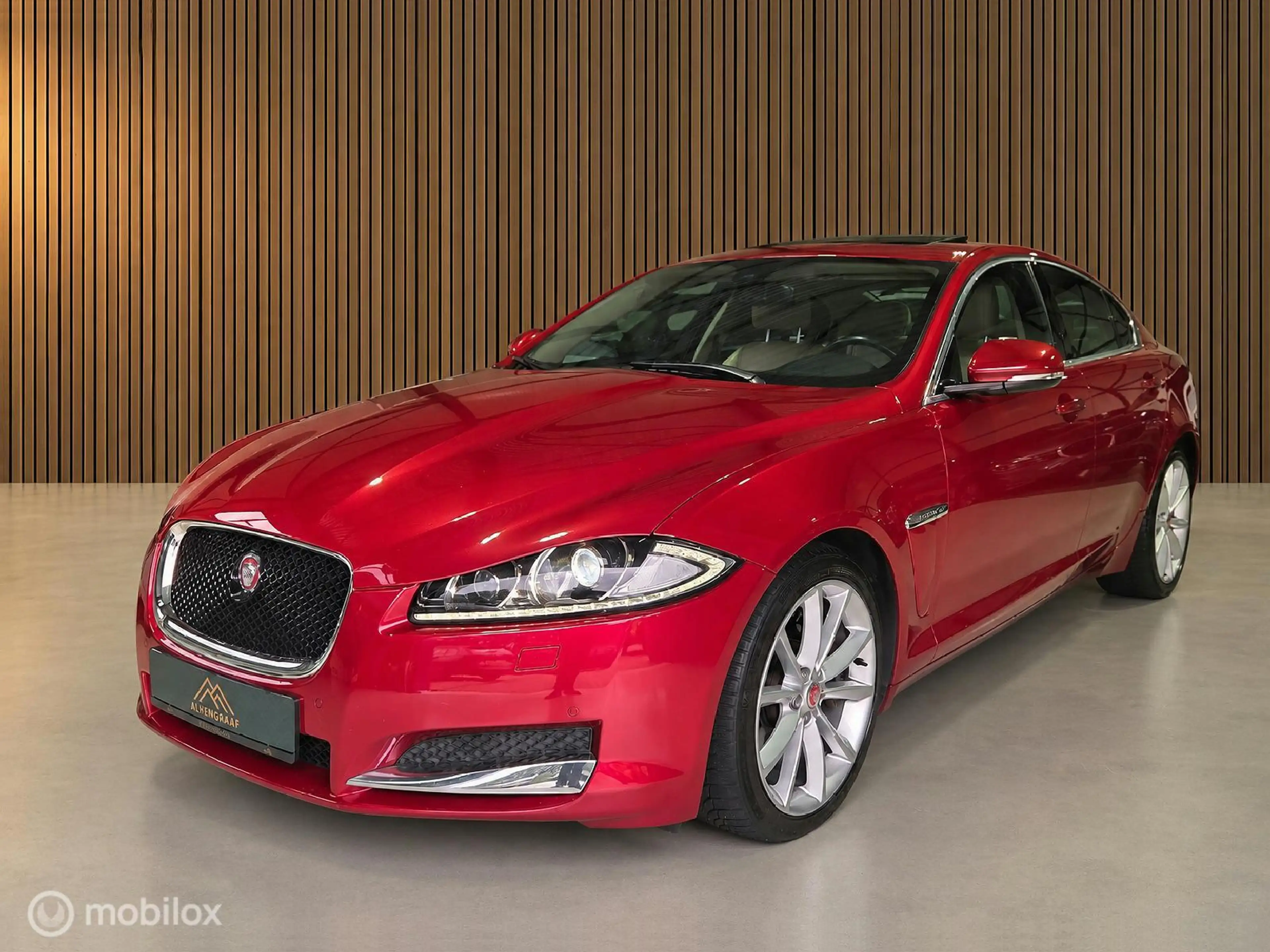 Jaguar XF 3.0 V6 340pk schuifkanteldak|Camera|Navigatie|Lede — photo 5