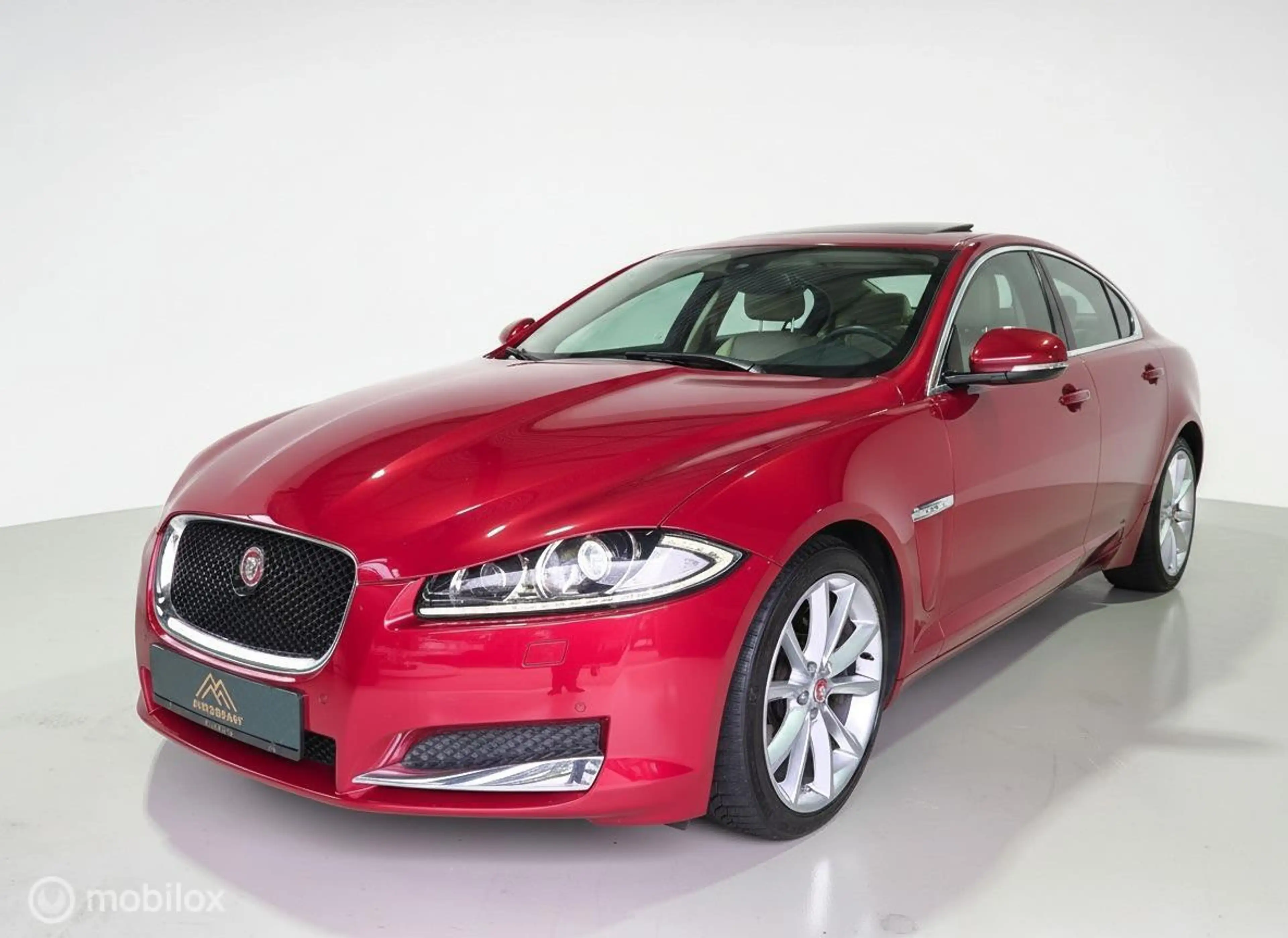 Jaguar XF 3.0 V6 340pk schuifkanteldak|Camera|Navigatie|Lede — photo 6
