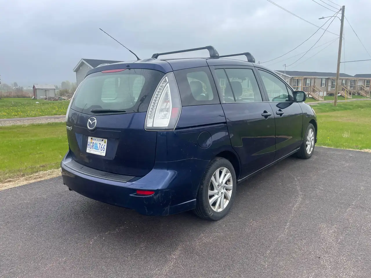 Mazda 5 снимка Mazda 5