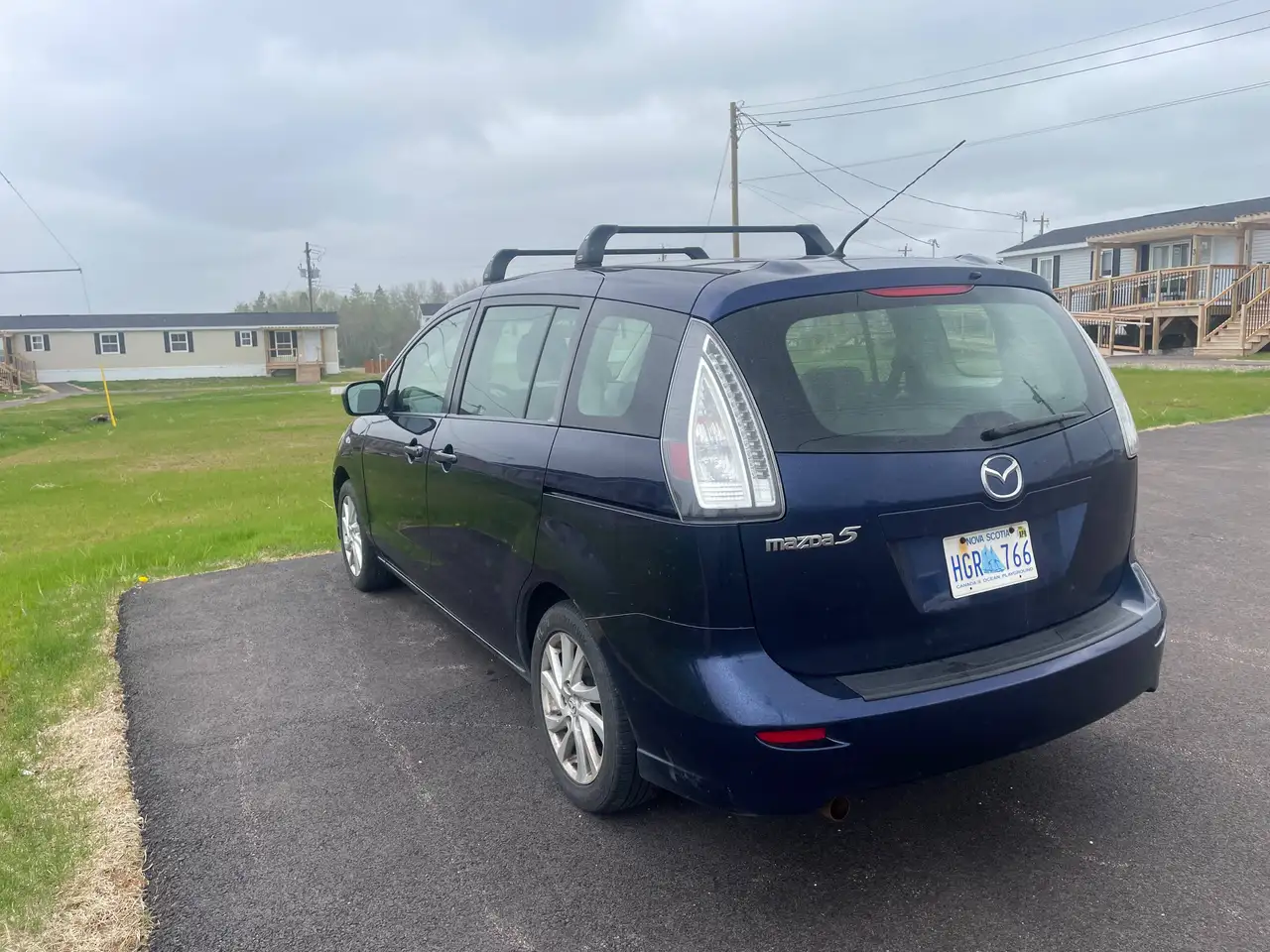 Mazda 5 снимка Mazda 5