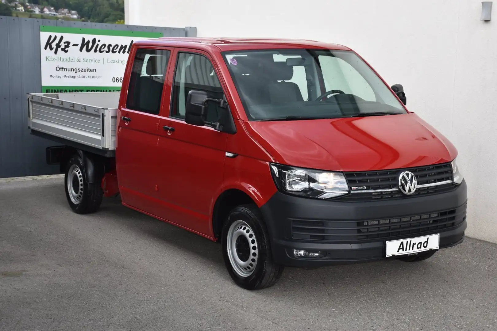 Volkswagen Transporter T6 2.0 TDI 4Motion Pritsche lang Doppelkabine Rot - 1