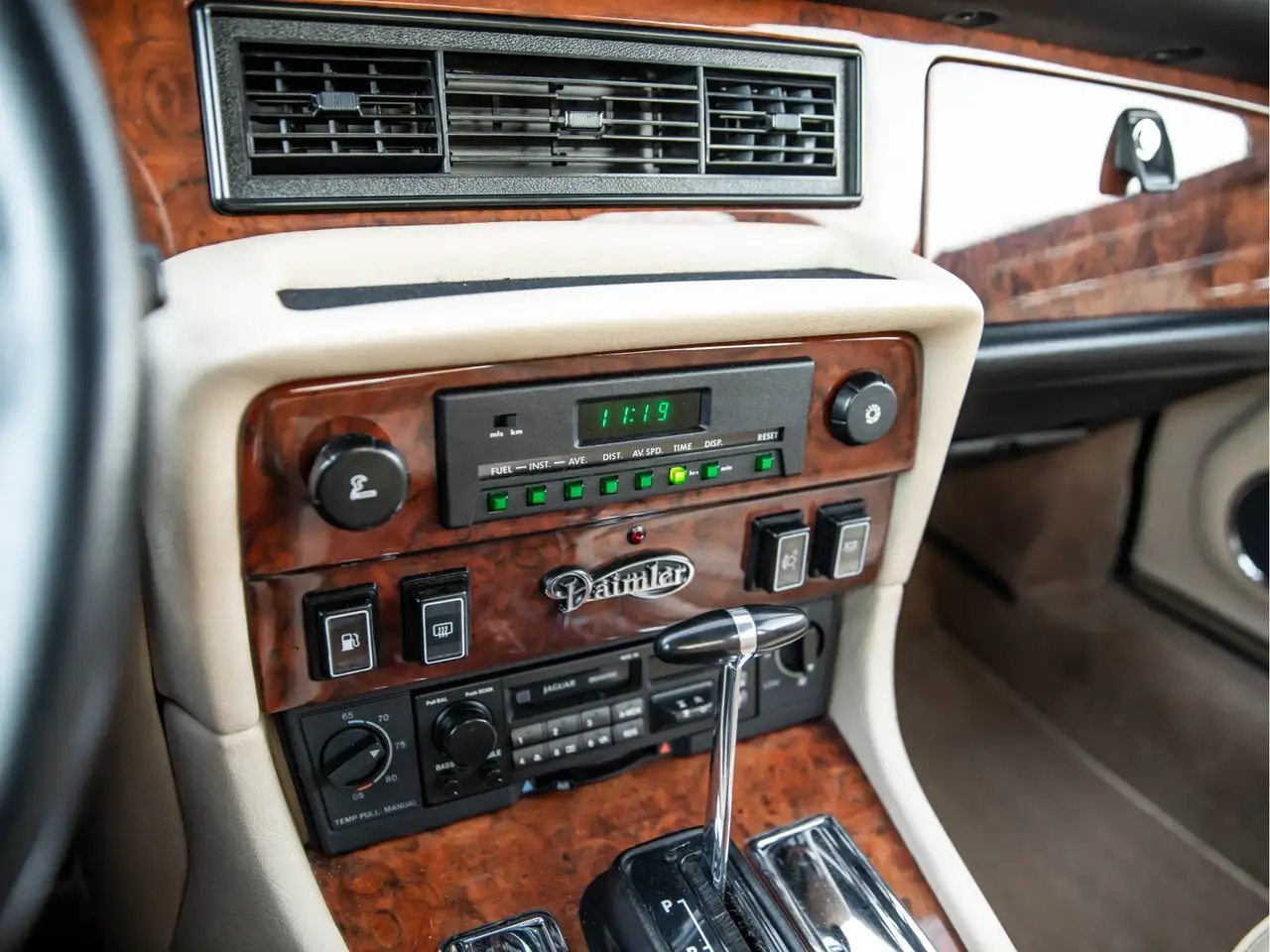Daimler Double Six 5.3 V12 Nette Staat | Lederen Interieur | Cruise C, foto 12