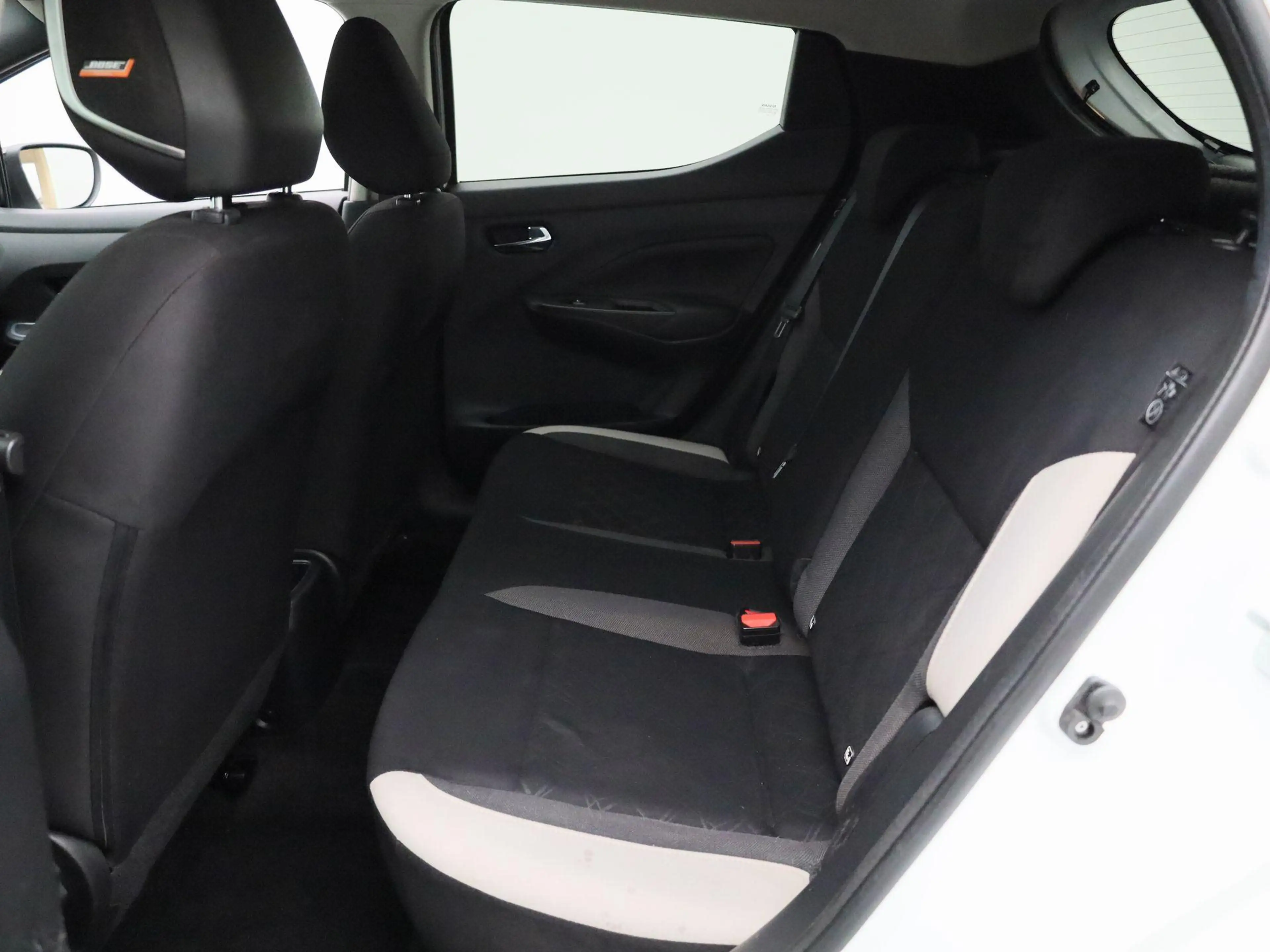 Nissan Micra 1.0 IG-T N-Design NAVIGATIE | AIRCO | PARKEERSENSO — photo 12