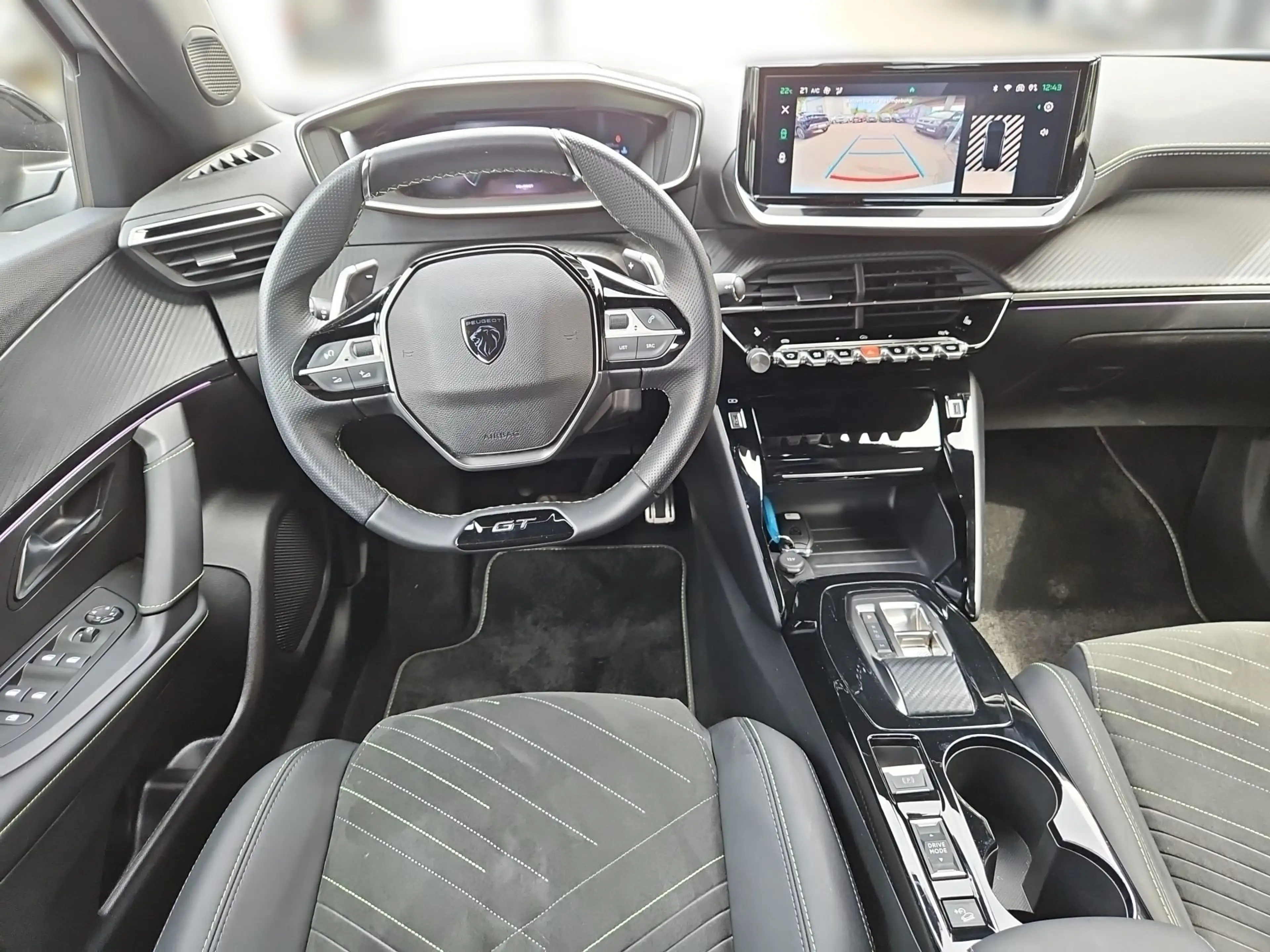 Peugeot 2008 1.2 PureTech 130 GT ACC KeyLess LED Navi — photo 9
