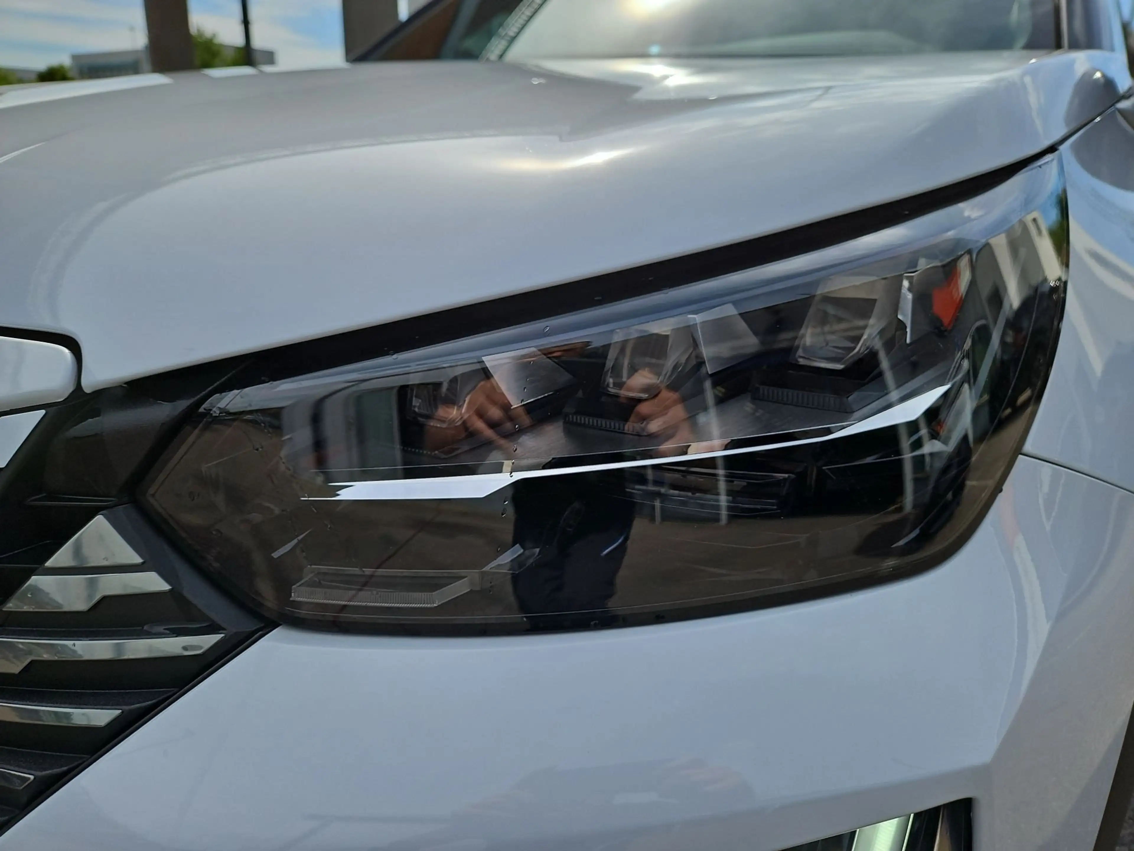 Peugeot 2008 1.2 PureTech 130 GT ACC KeyLess LED Navi — photo 3