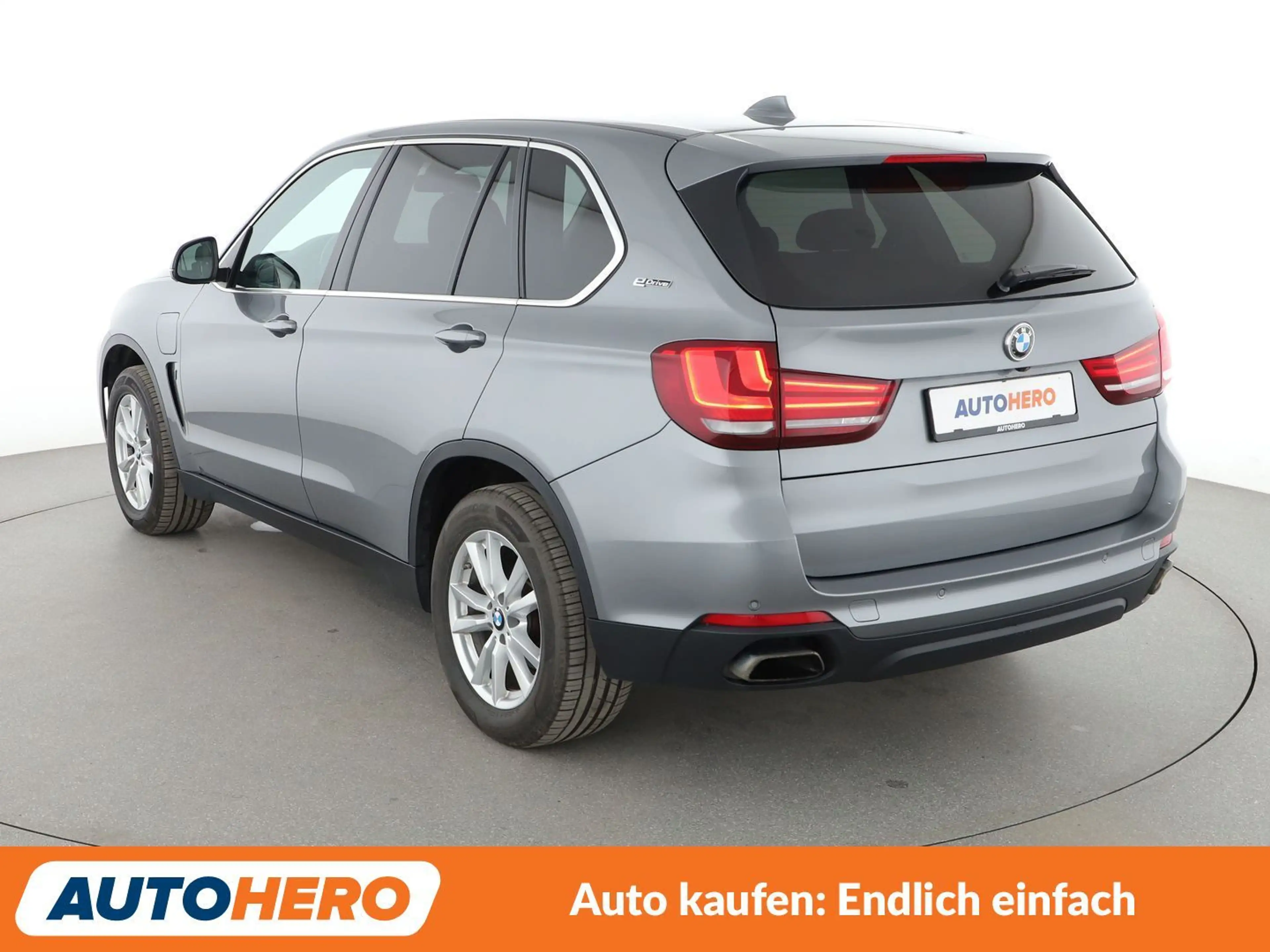 BMW X5 xDrive 40e Aut.*NAVI*HUD*LED*CAM*TEMPO* — photo 4