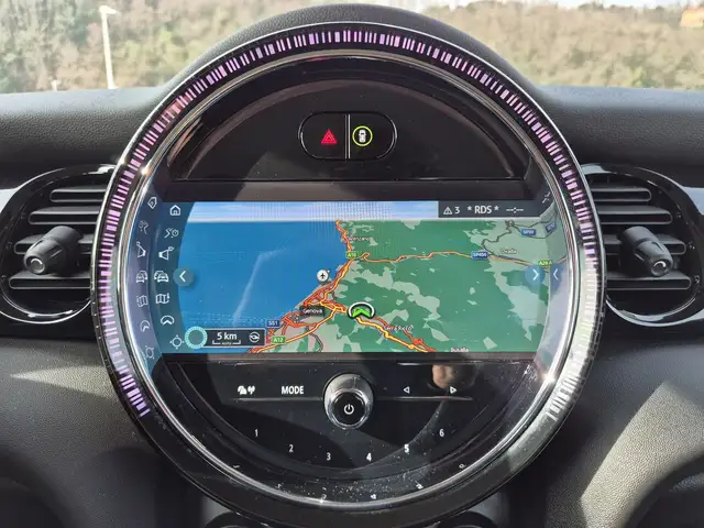 Mini Cooper Cooper view 11