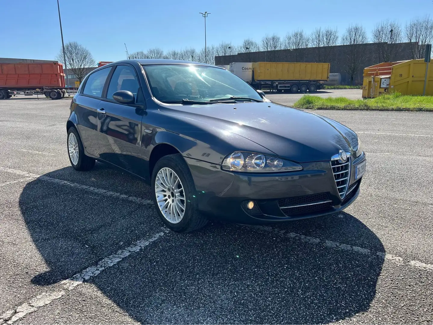 Alfa Romeo 147 147 II 2007 5p 1.9 jtdm Gri - 2