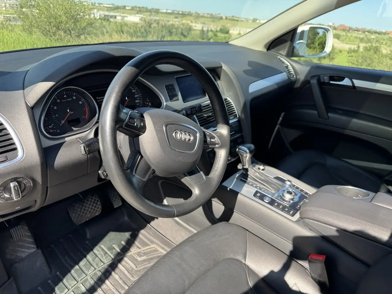 Q7 снимка Q7