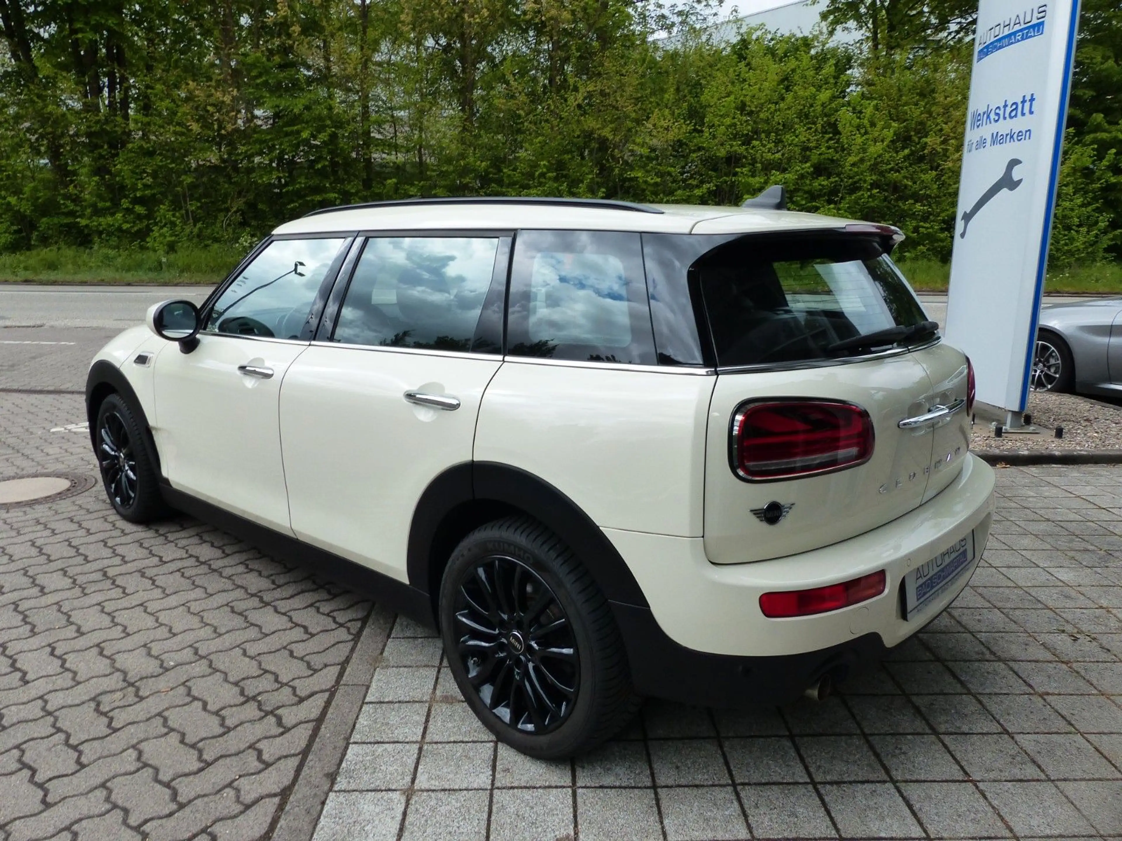 MINI One Clubman Aut., Navi, Panoramadach, K.-Leder — photo 7