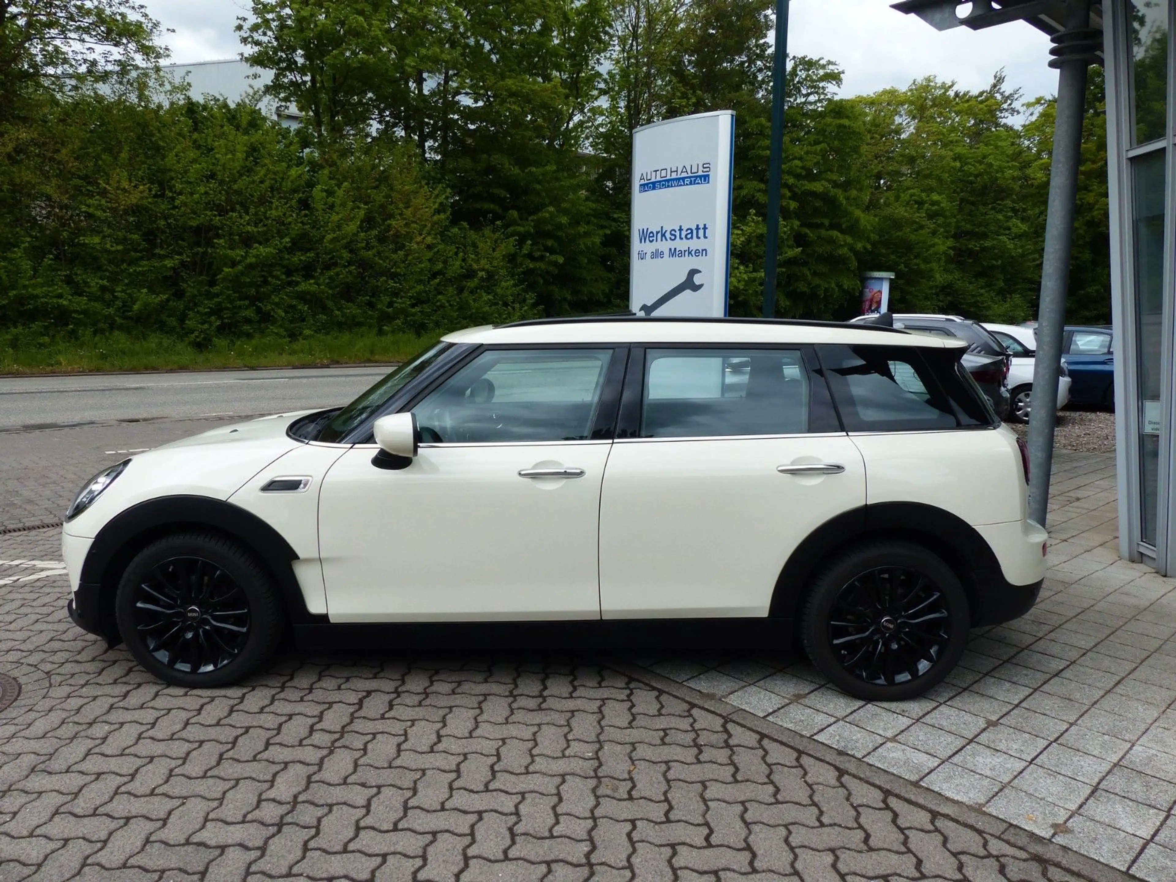 MINI One Clubman Aut., Navi, Panoramadach, K.-Leder — photo 6