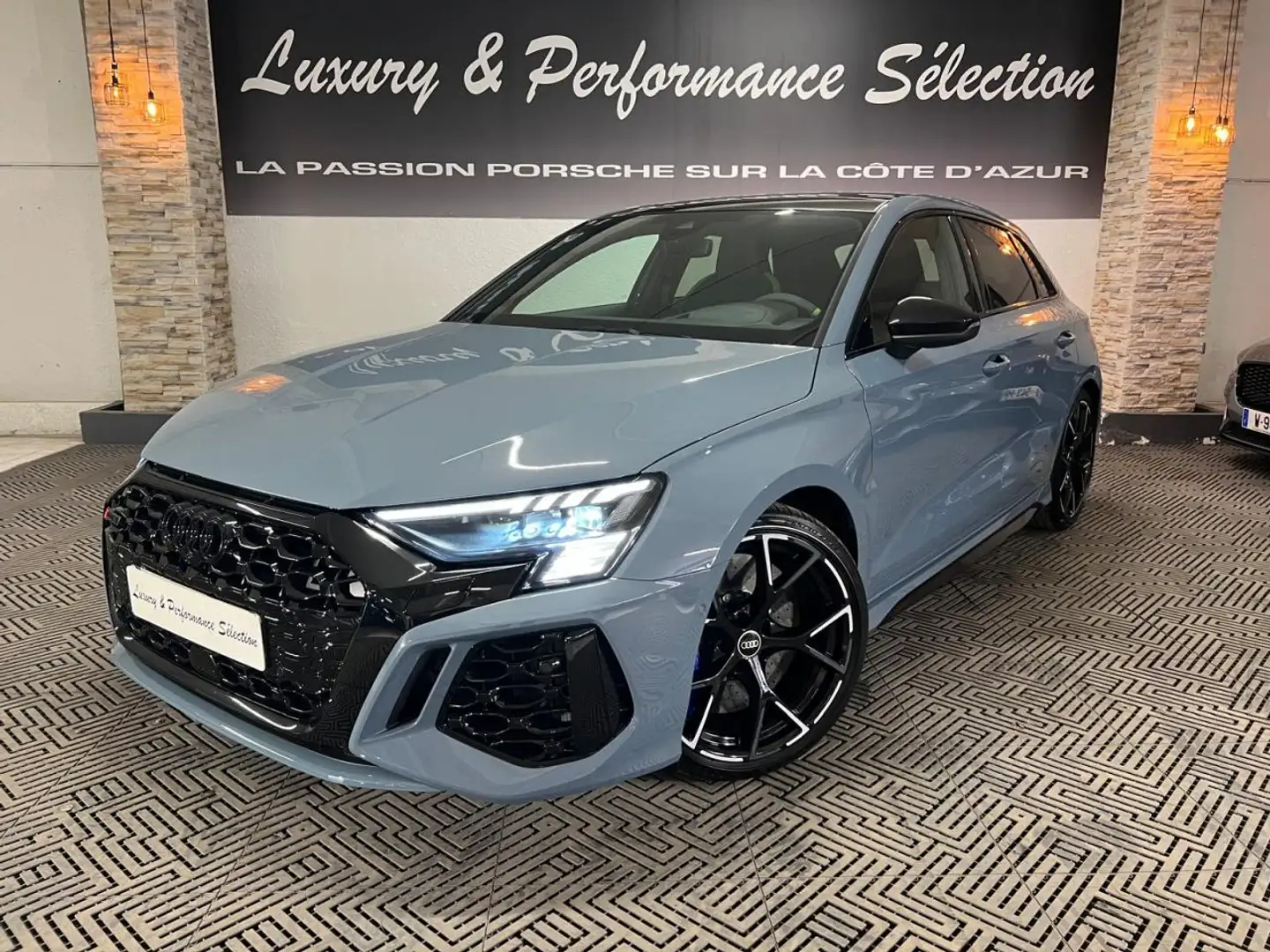 Audi RS3 Quattro 2.5 TFSI 400ch - Pas de Malus - 17000km -  Gris - 1