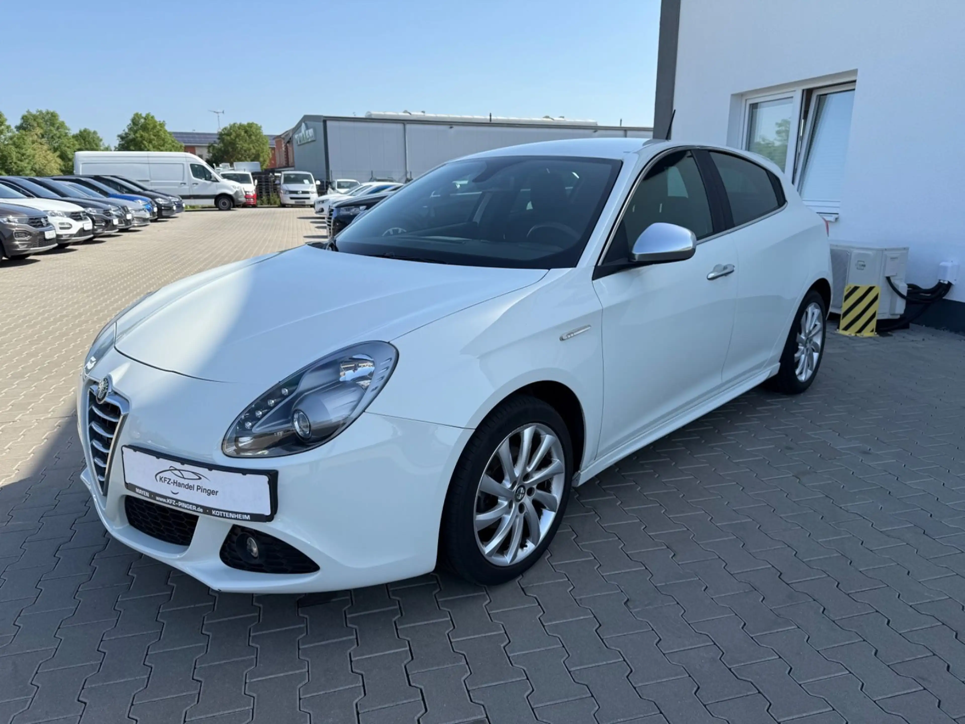 Alfa Romeo Giulietta Turismo — photo 4