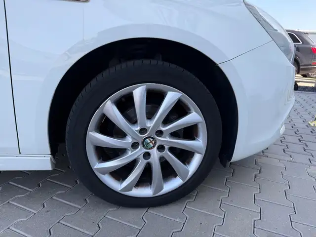 Alfa Romeo Giulietta view 24