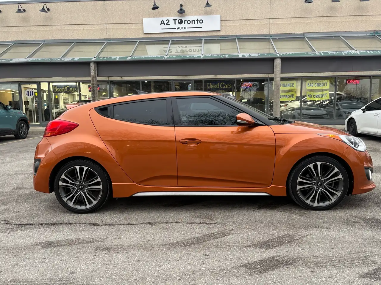 Hyundai VELOSTER photo Hyundai VELOSTER